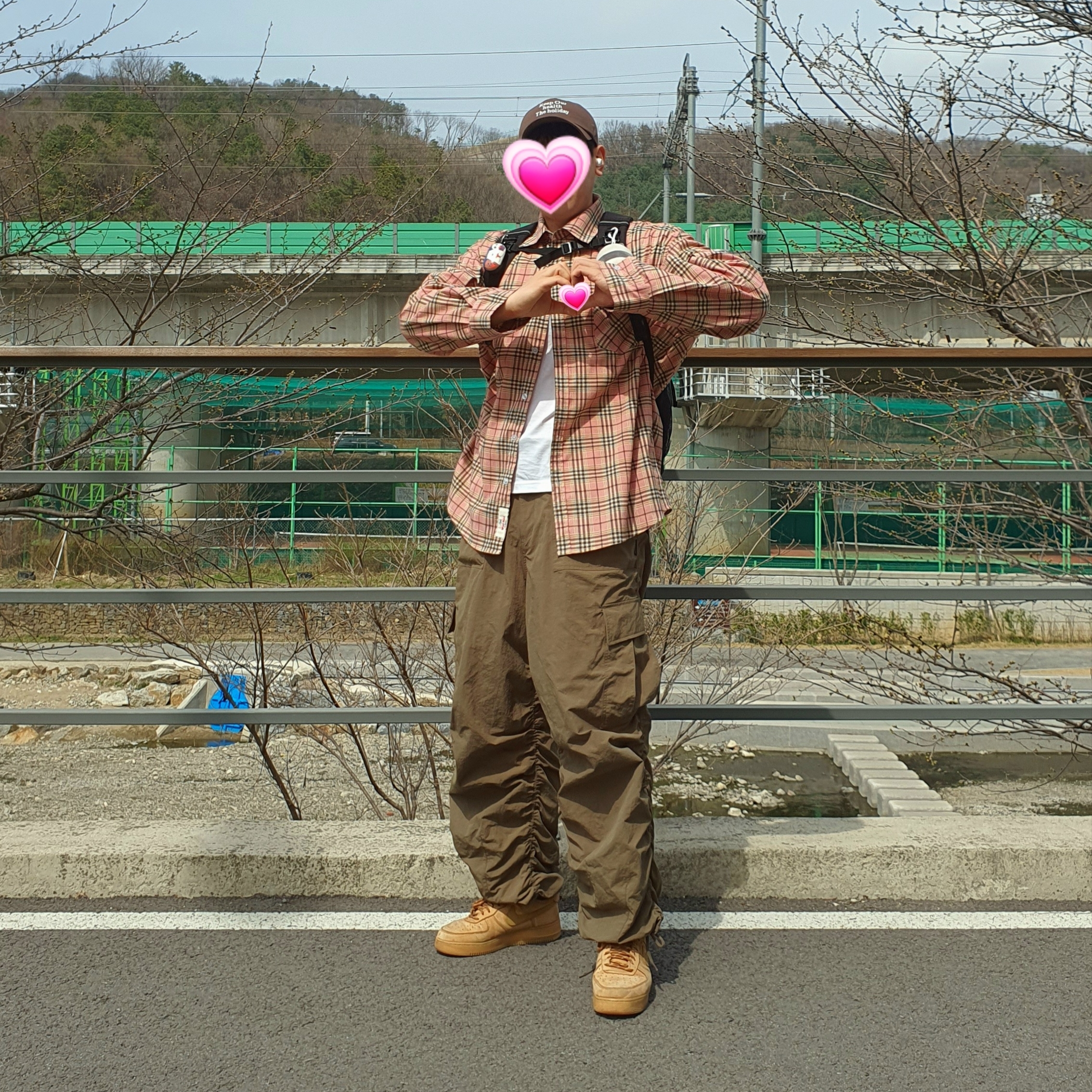 Nike Air Force 1 '07 WB Flax 착용 스타일 - 3