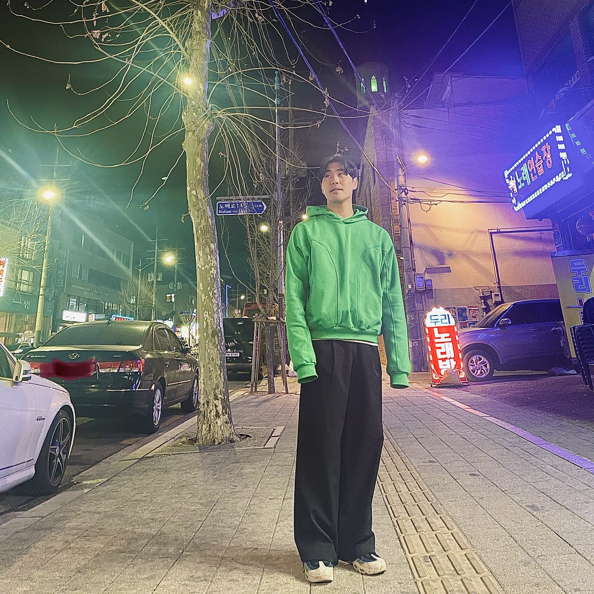 Grailz Geometry Hoodie Celtic Green 착용 스타일 - 2