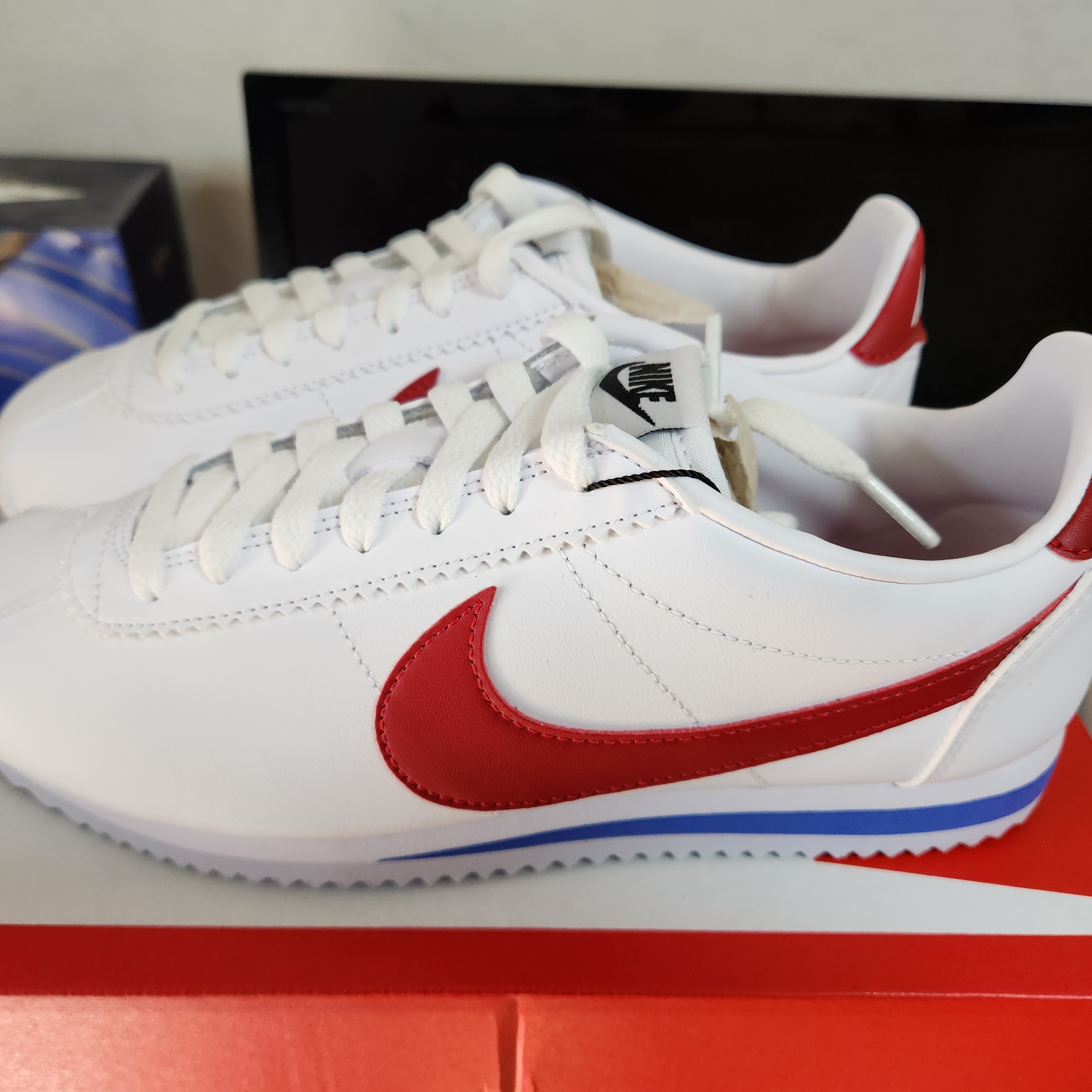 (W) Nike Classic Cortez Leather Forrest Gump 2017 착용 스타일