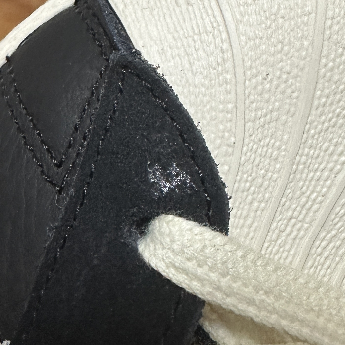 Adidas Superstar 82 Black White 착용 스타일 - 2