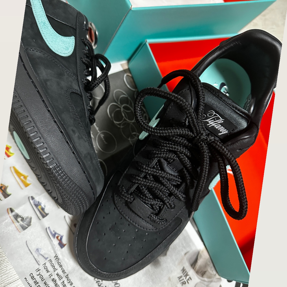 Nike x Tiffany & Co. Air Force 1 Low SP 1837 착용 스타일 - 1
