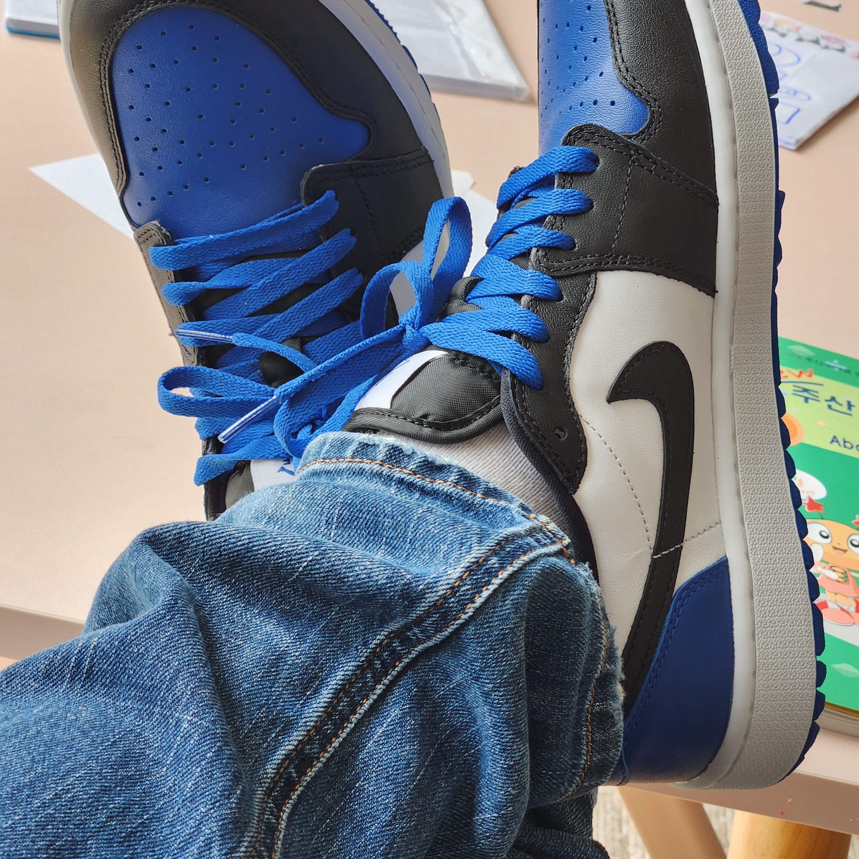 Jordan 1 Low Golf Sport Royal 착용 스타일 - 1