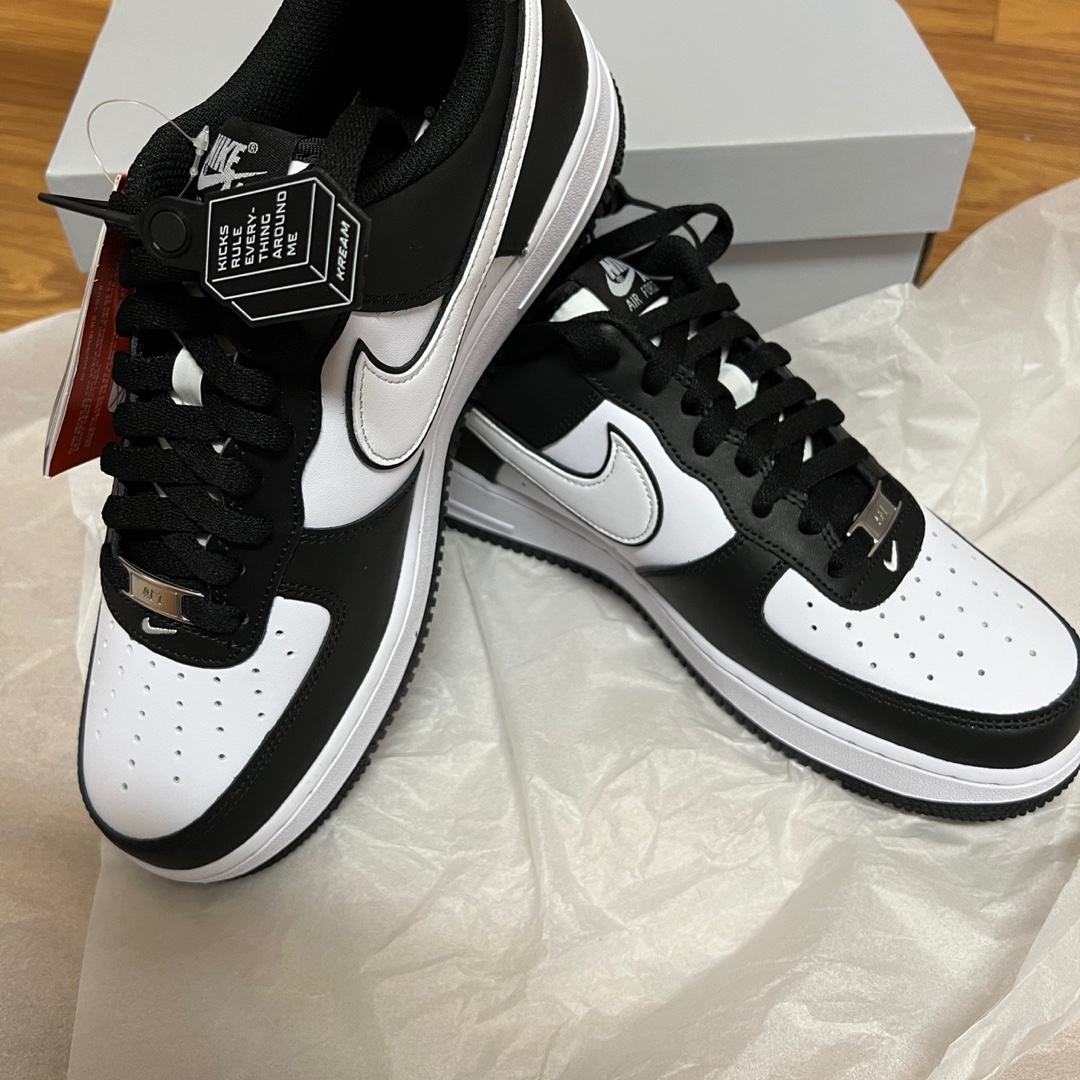 Nike Air Force 1 '07 Black White 착용 스타일