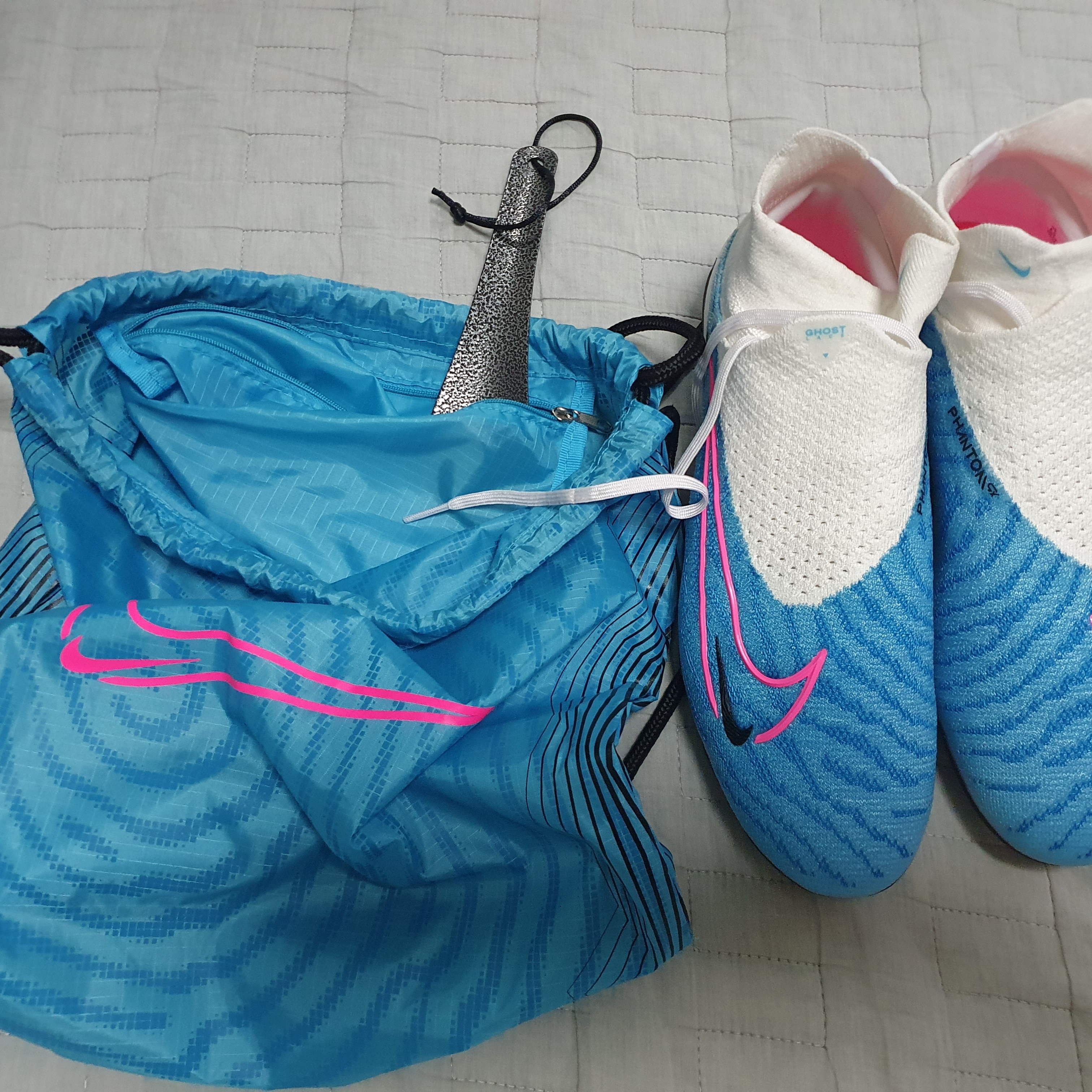 Nike Gripknit Phantom GX Elite Dynamic Fit FG Baltic Blue White 착용 스타일 - 2