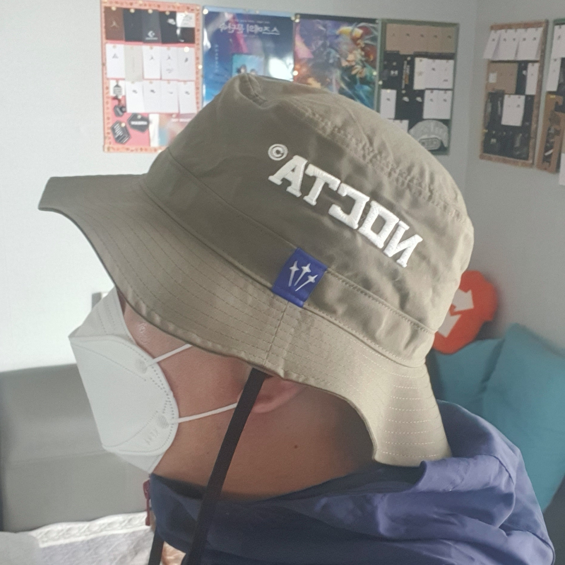 Nike x Drake Nocta Souvenir Cactus Bucket Hat Olive 착용 스타일 - 1