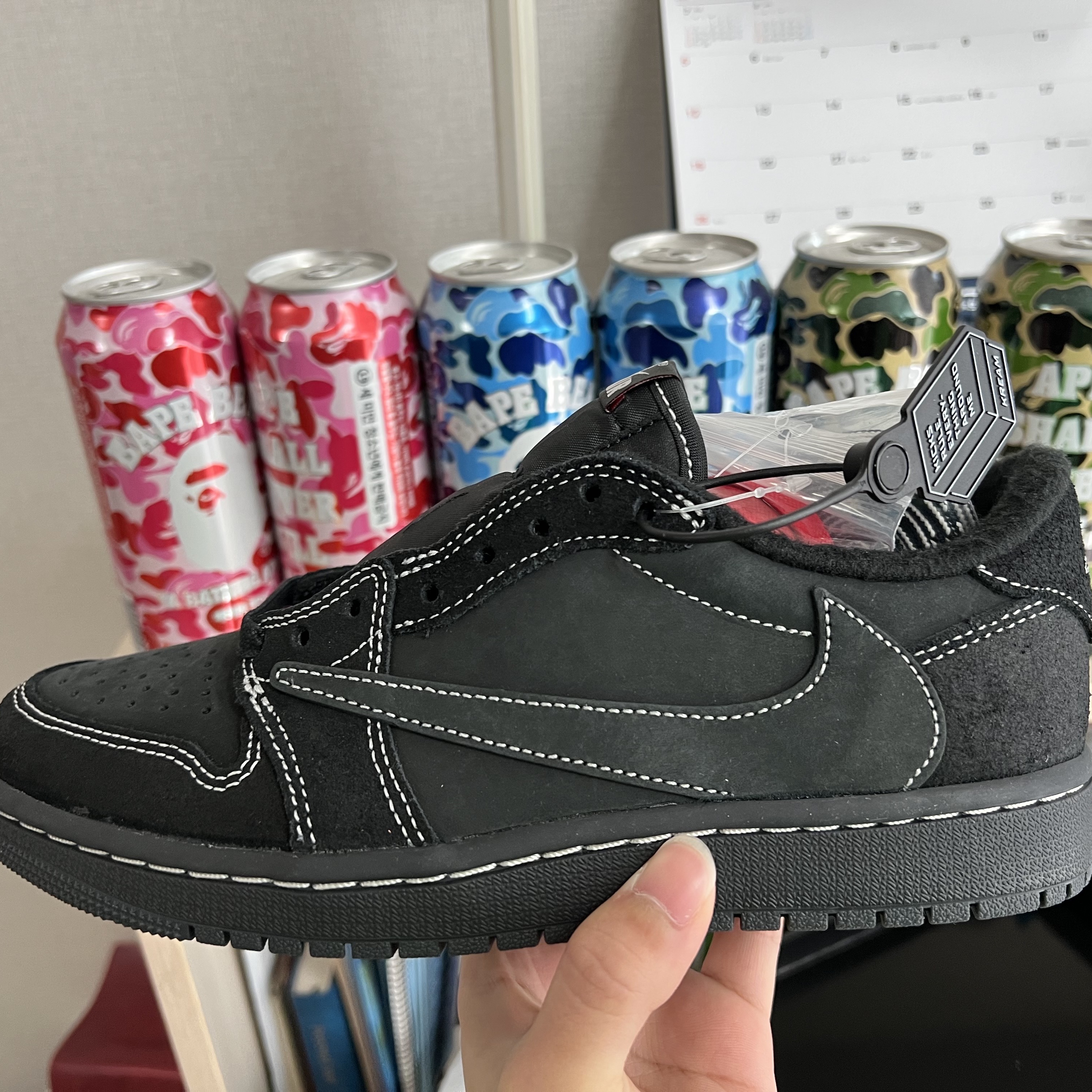 Jordan 1 x Travis Scott Retro Low OG SP Black Phantom 착용 스타일
