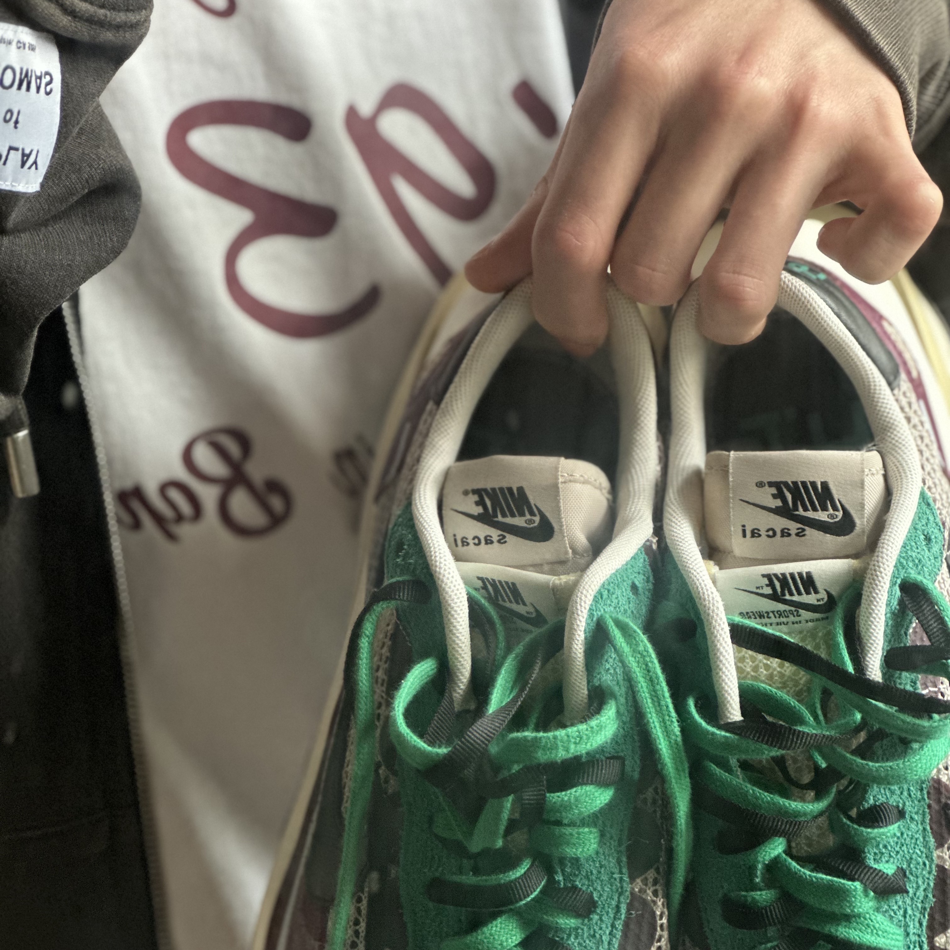 Nike x Sacai VaporWaffle String & Black Villain Red 착용 스타일