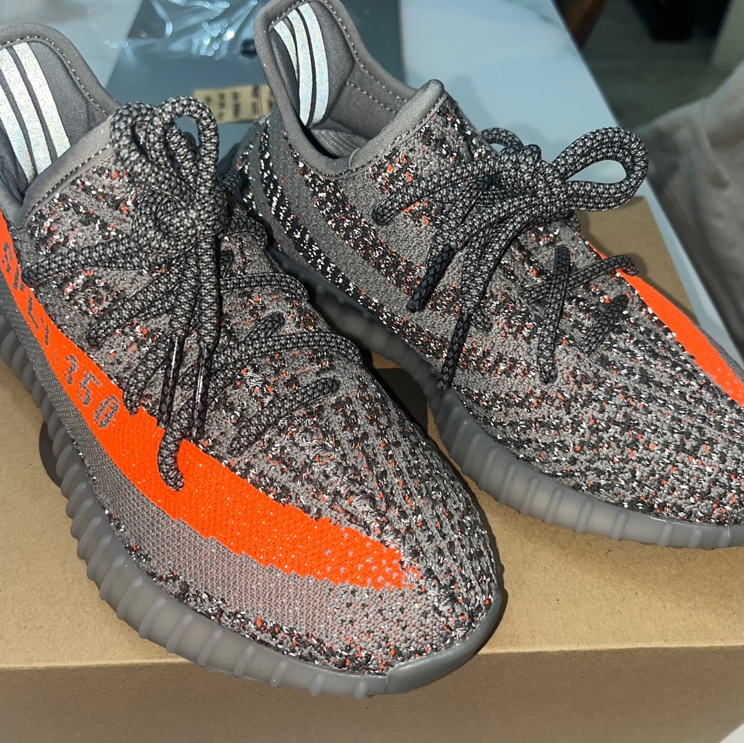 Adidas Yeezy Boost 350 V2 Beluga - Reflective 착용 스타일 - 2