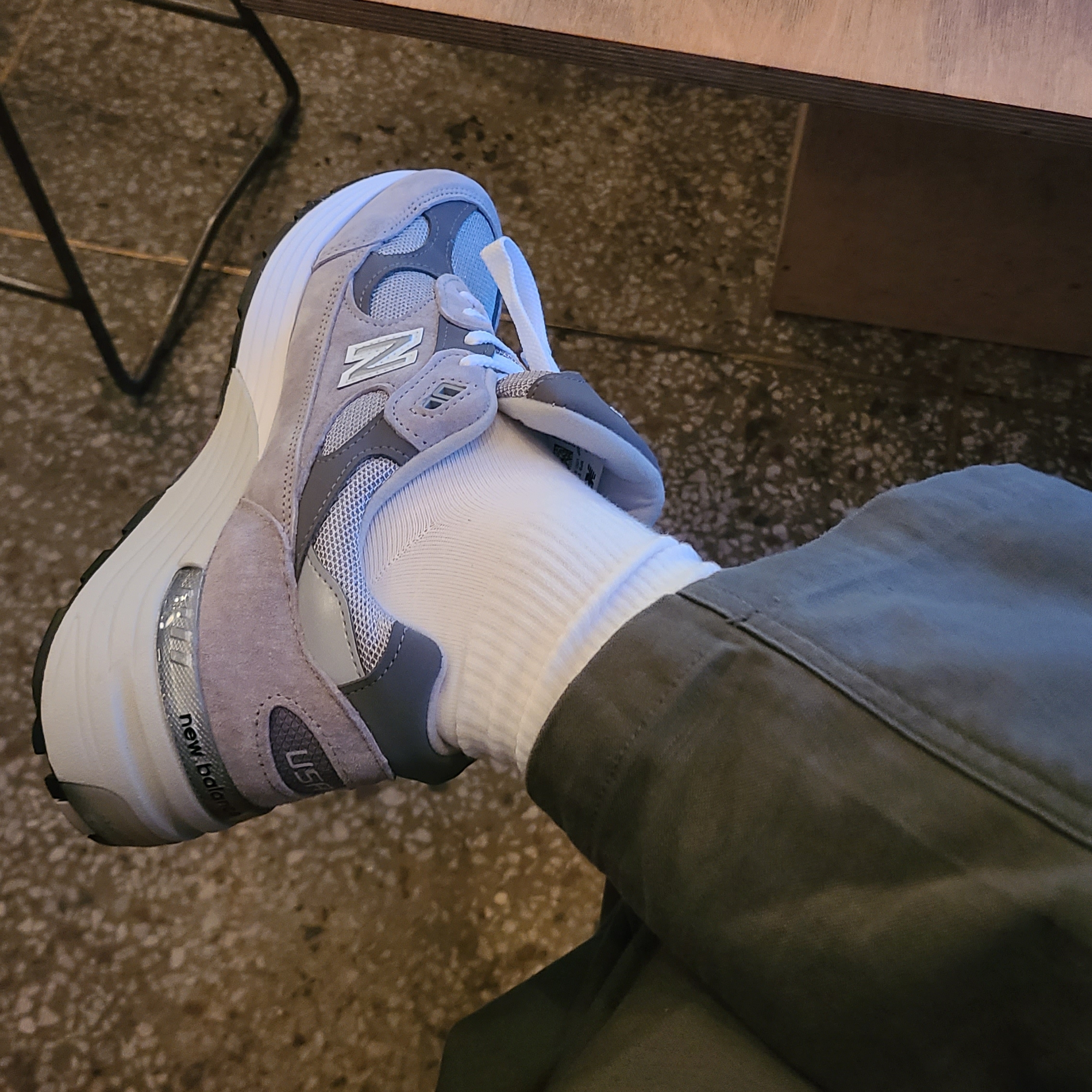 New Balance 992 Made in USA Grey - D Standard 착용 스타일