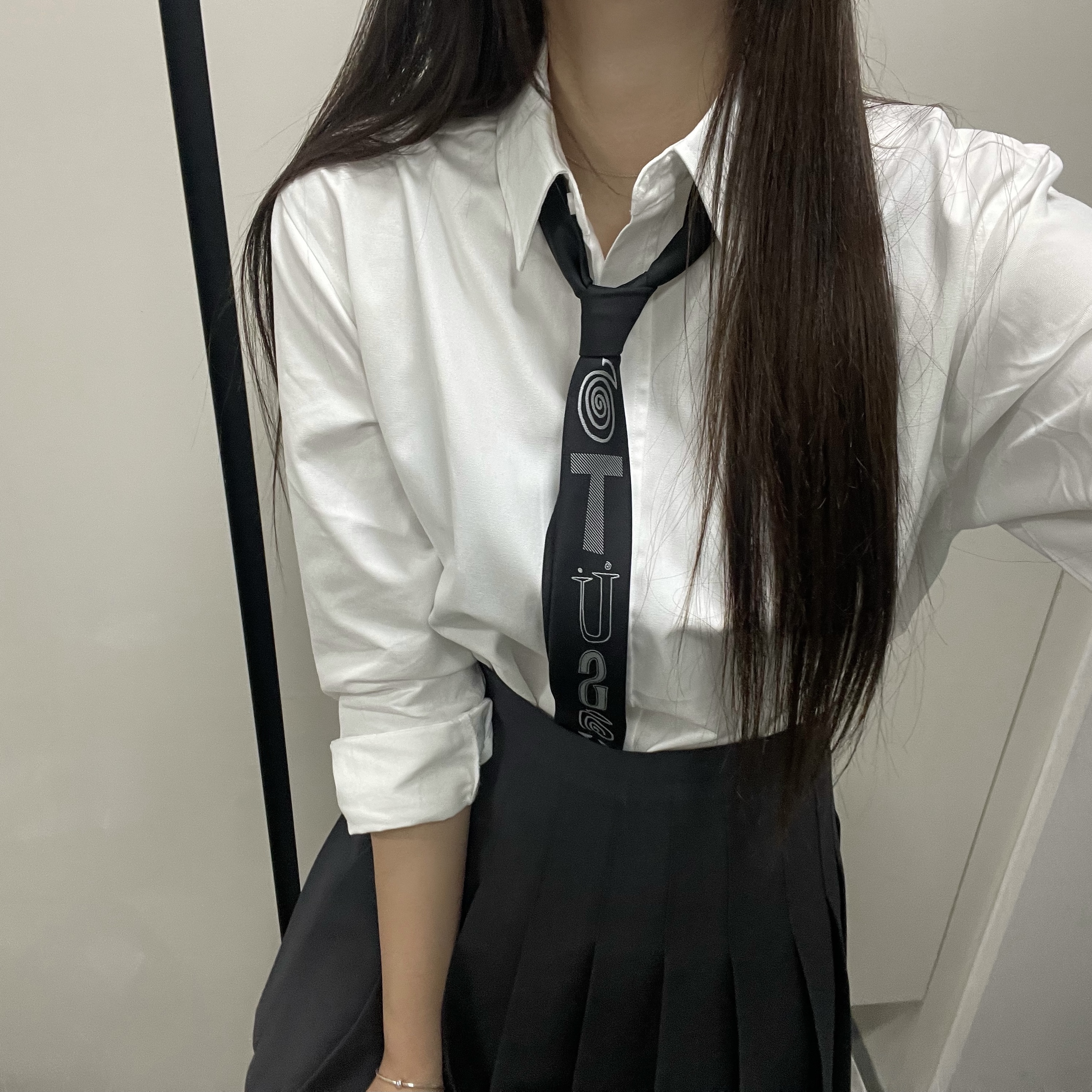 Stussy Ransom Jacquard Tie Black 착용 스타일