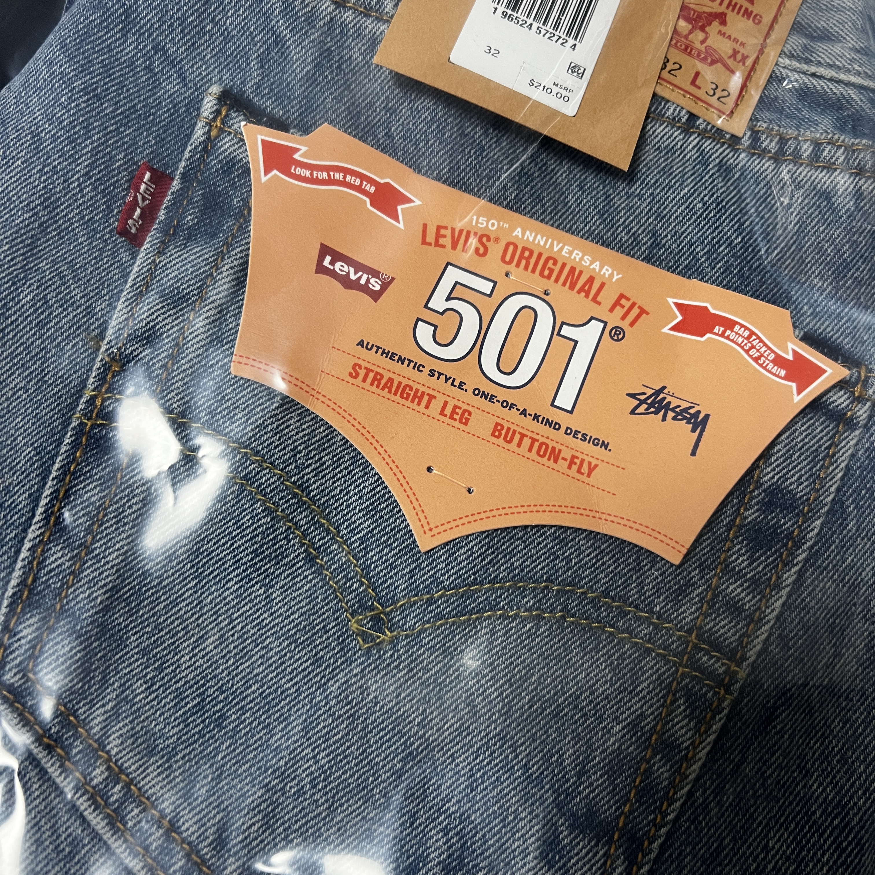 Stussy x Levi's Embossed 501 Jean Indigo 착용 스타일 - 4