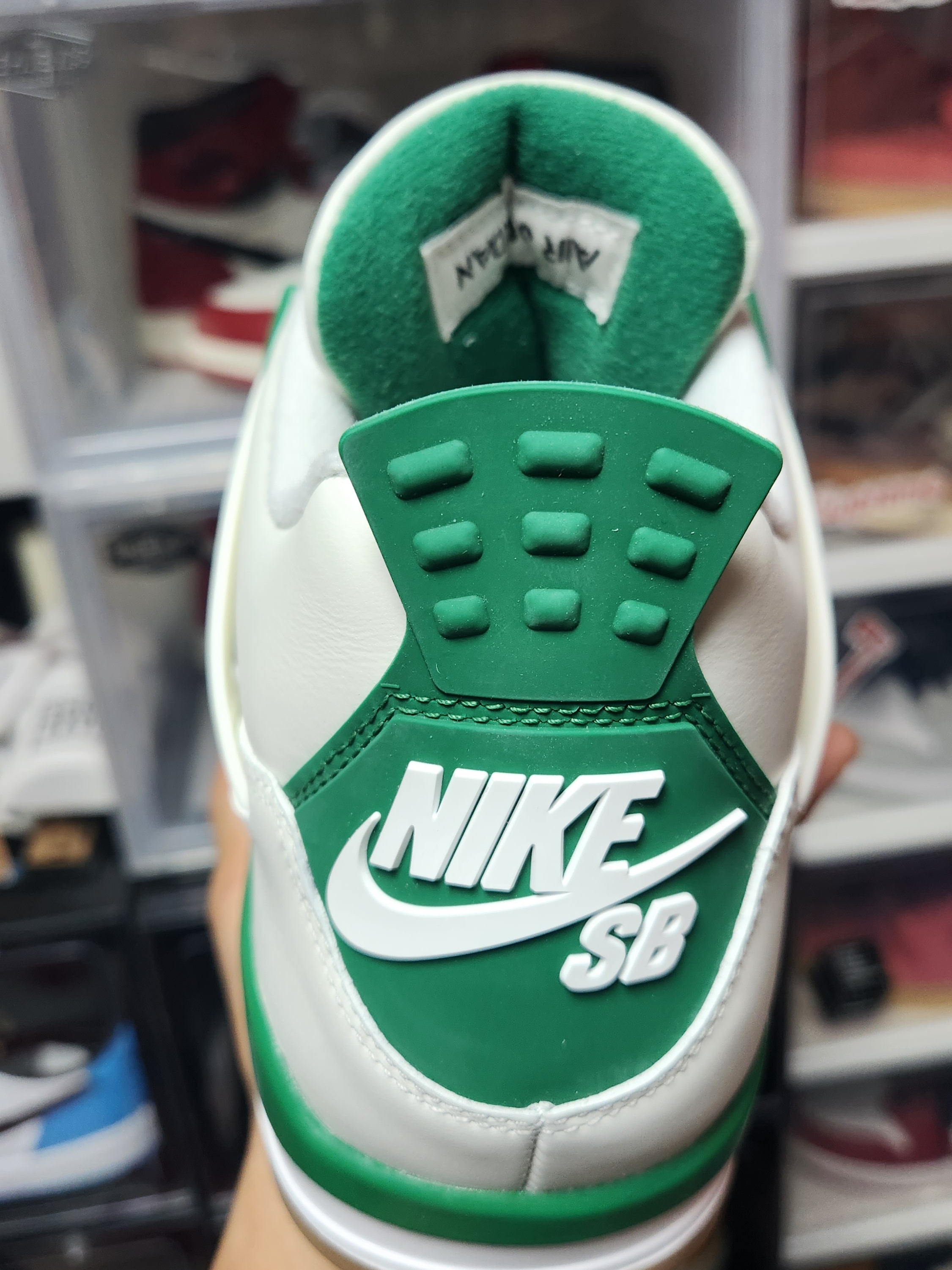 Jordan 4 x Nike SB Retro SP Pine Green 착용 스타일 - 2