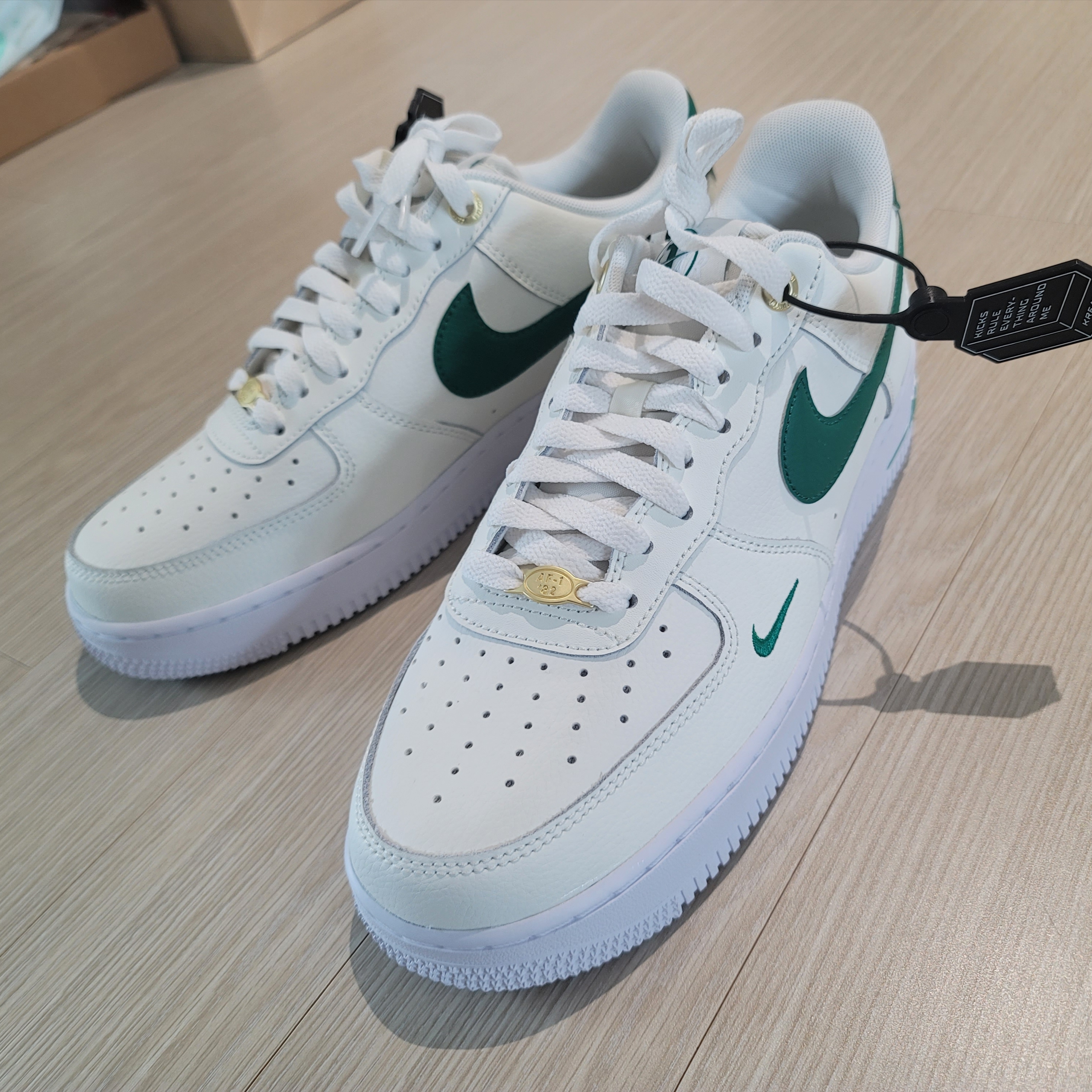 Nike Air Force 1 '07 LV8 40th Anniversary Join Forces Sail Malachite 착용 스타일
