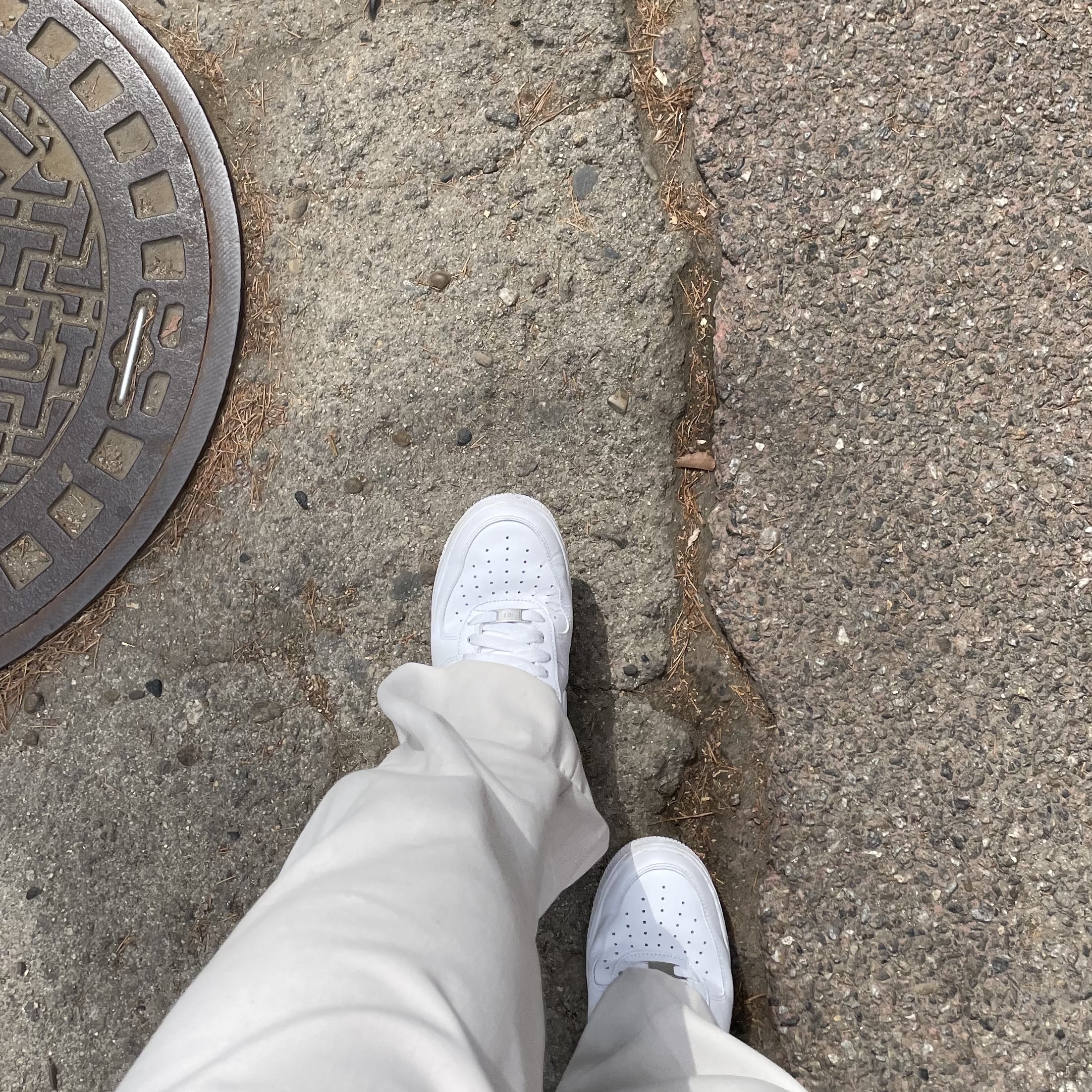 Nike Air Force 1 '07 Low White 착용 스타일