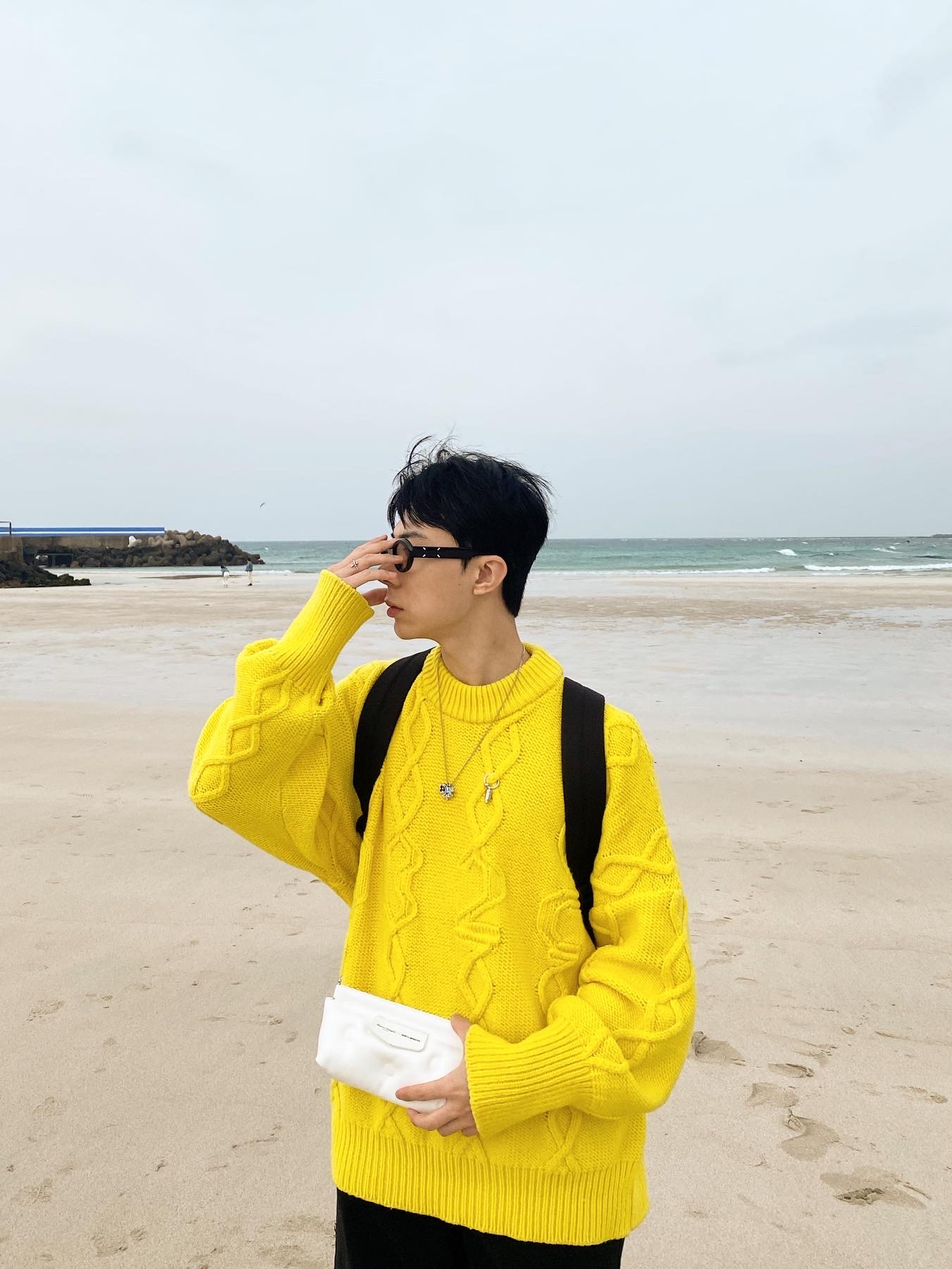 Gentle Monster x Maison Margiela MM005 Black Black 착용 스타일 - 1