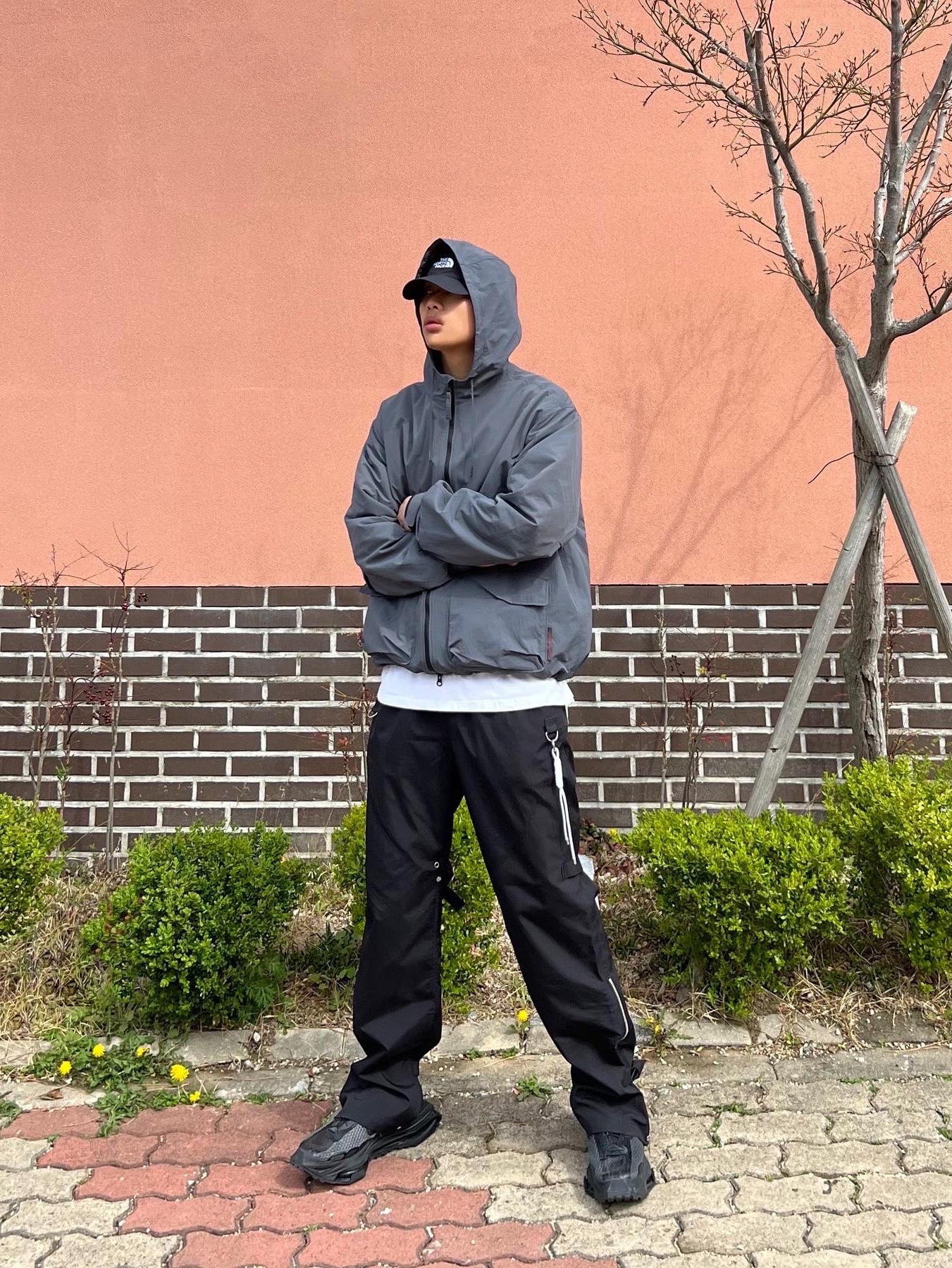 Nike x Matthew M Williams Zoom 004 Triple Black 착용 스타일 - 1