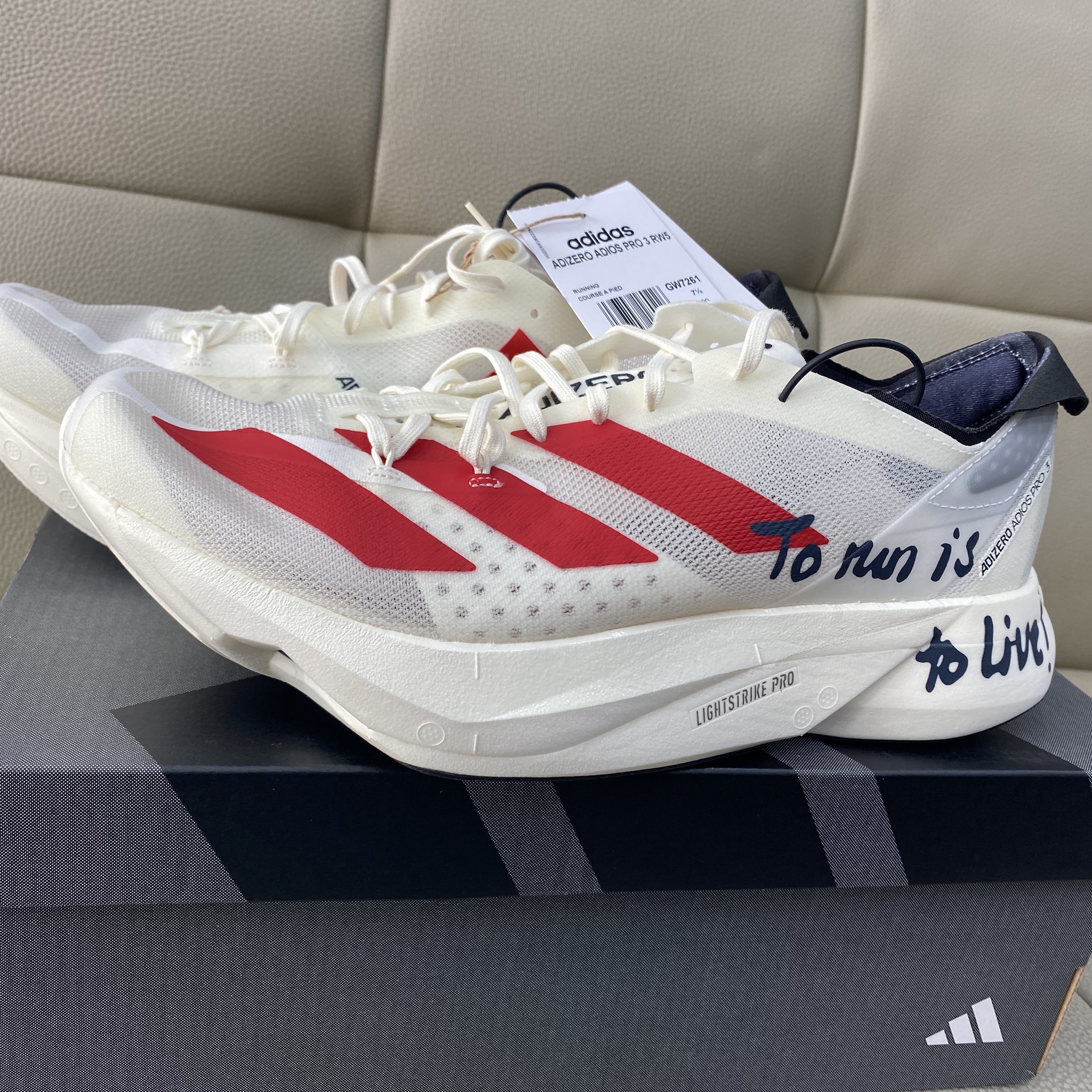 Adidas Adizero Adios Pro 3 Off White Better Scarlet 착용 스타일