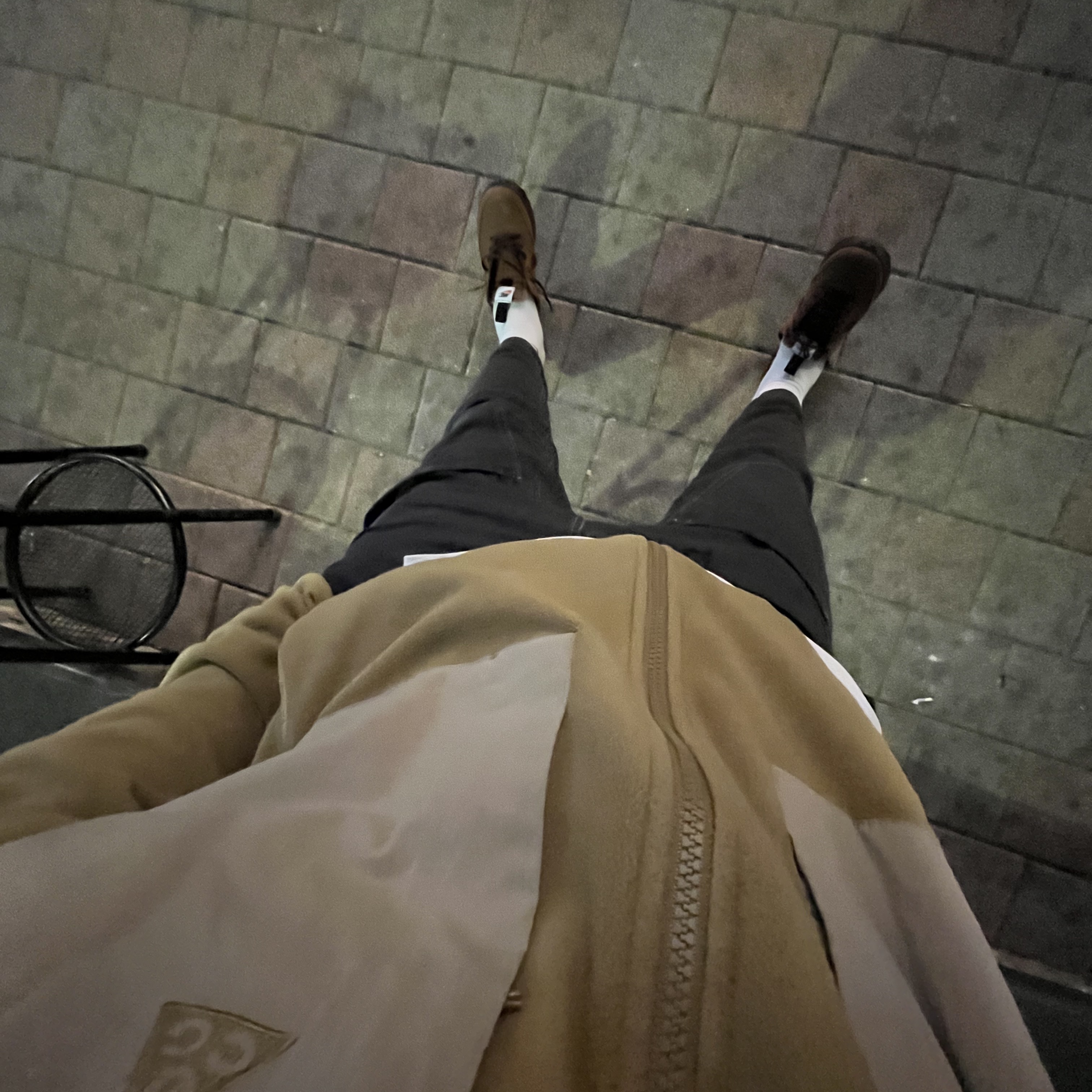 Nike x Tom Sachs General Purpose Shoe Brown, Nike ACG Polartec Wolf Tree Fleece Golden Beige Khaki - Asia 착용 스타일