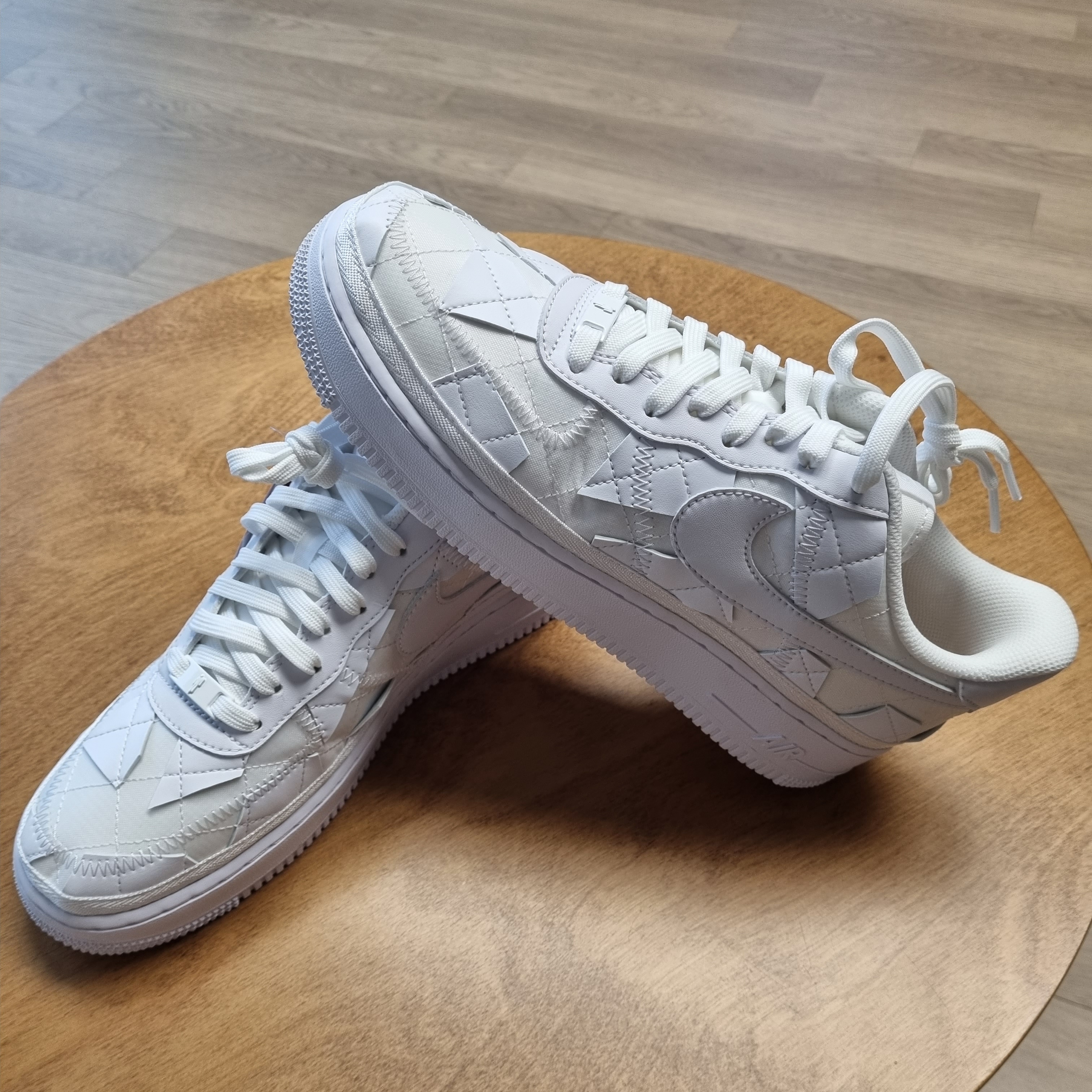 Nike x Billie Eilish Air Force 1 Low SP Triple White 착용 스타일 - 1