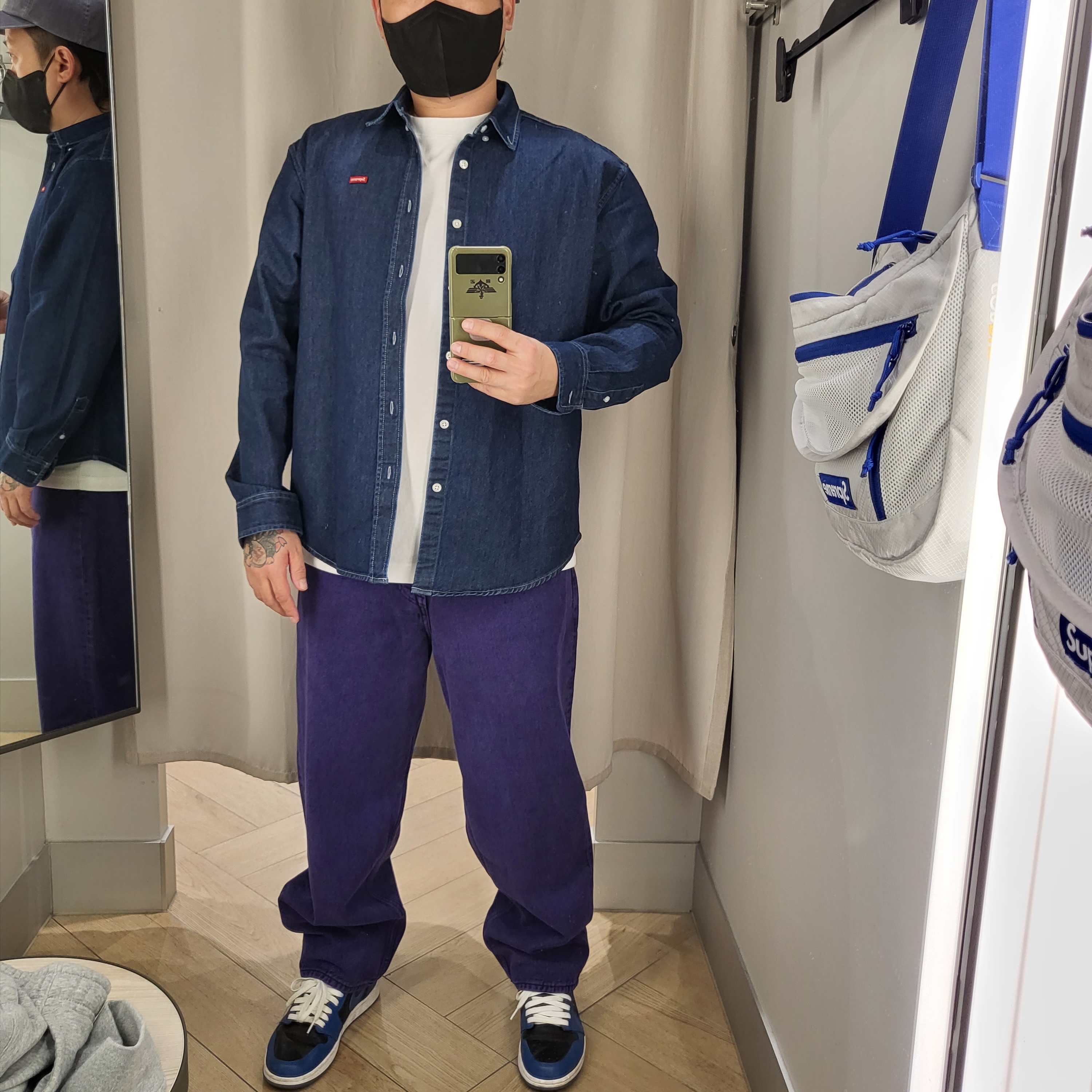 Supreme Small Box Shirt Denim - 22FW 착용 스타일