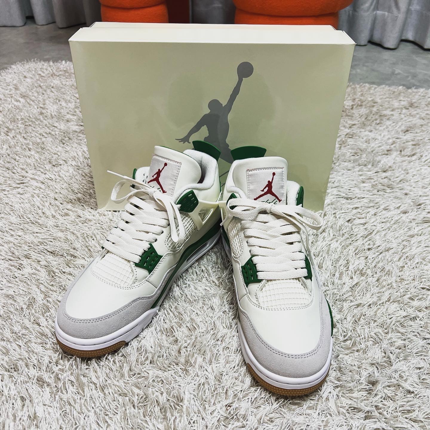 Jordan 4 x Nike SB Retro SP Pine Green 착용 스타일 - 2
