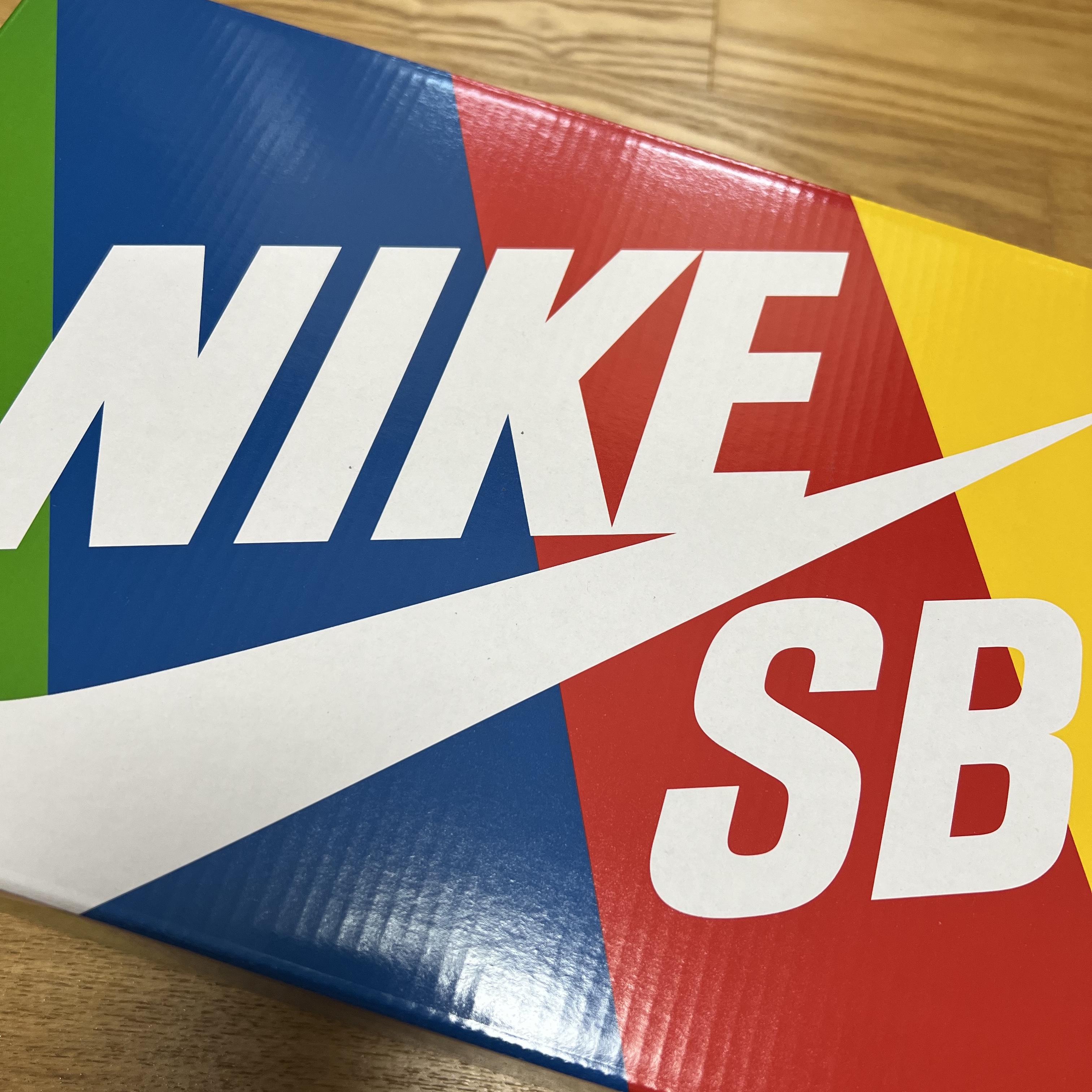 Nike x Fly Streetwear SB Dunk Low Pro Gardenia 착용 스타일 - 2
