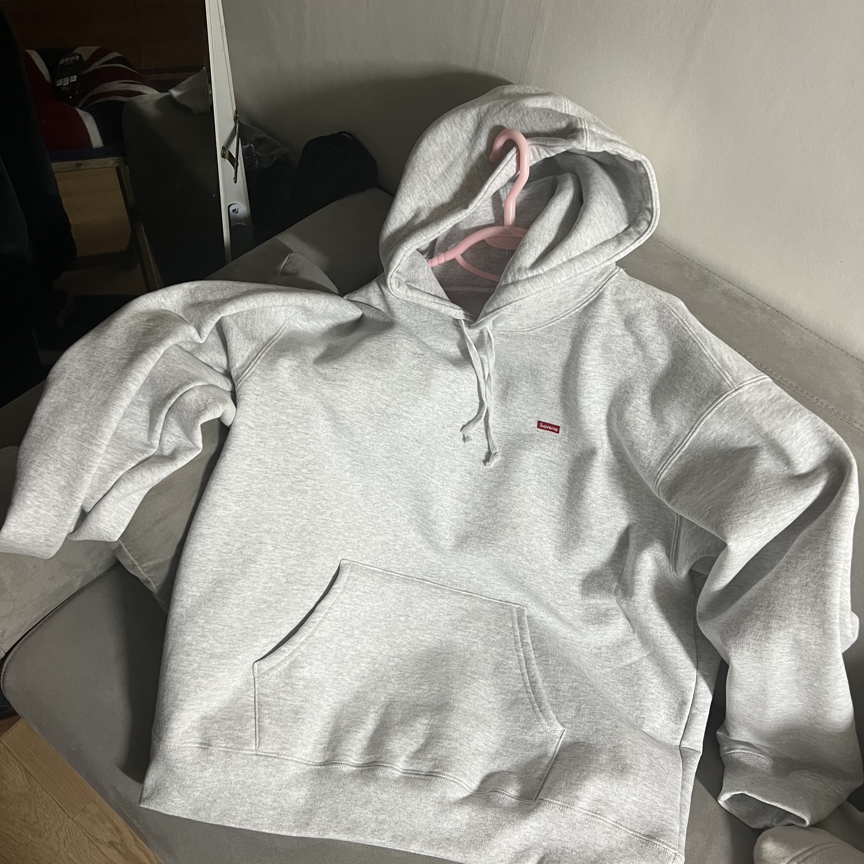 Supreme Small Box Hooded Sweatshirt Ash Grey - 23SS 착용 스타일