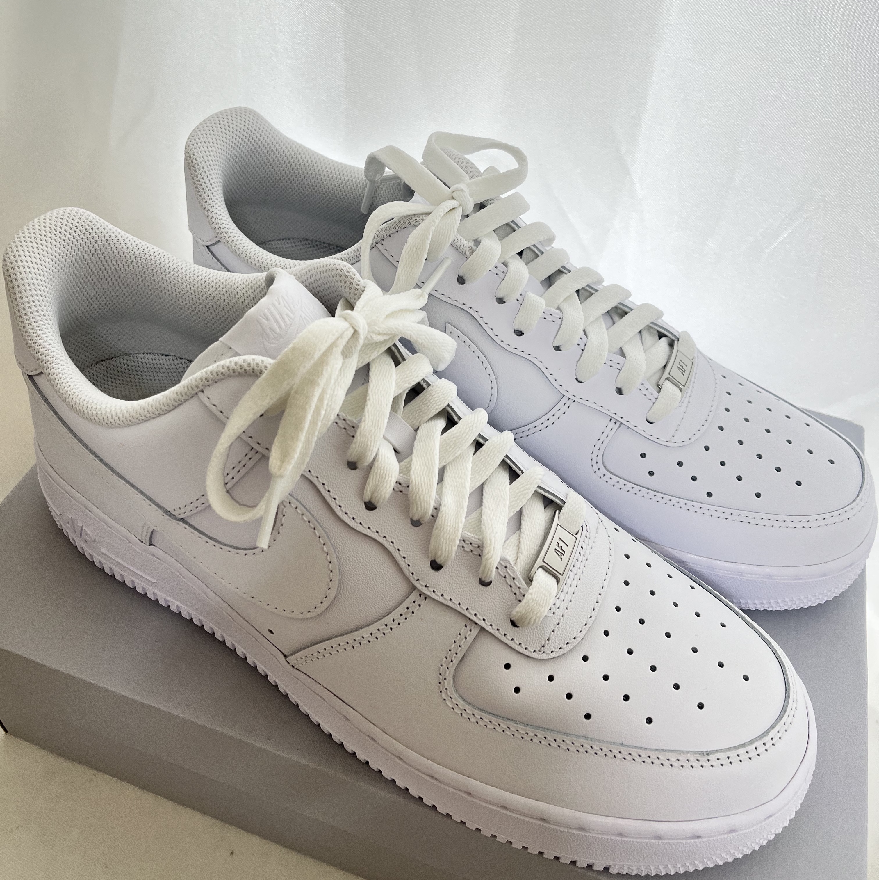 Nike Air Force 1 '07 Low White 착용 스타일 - 2