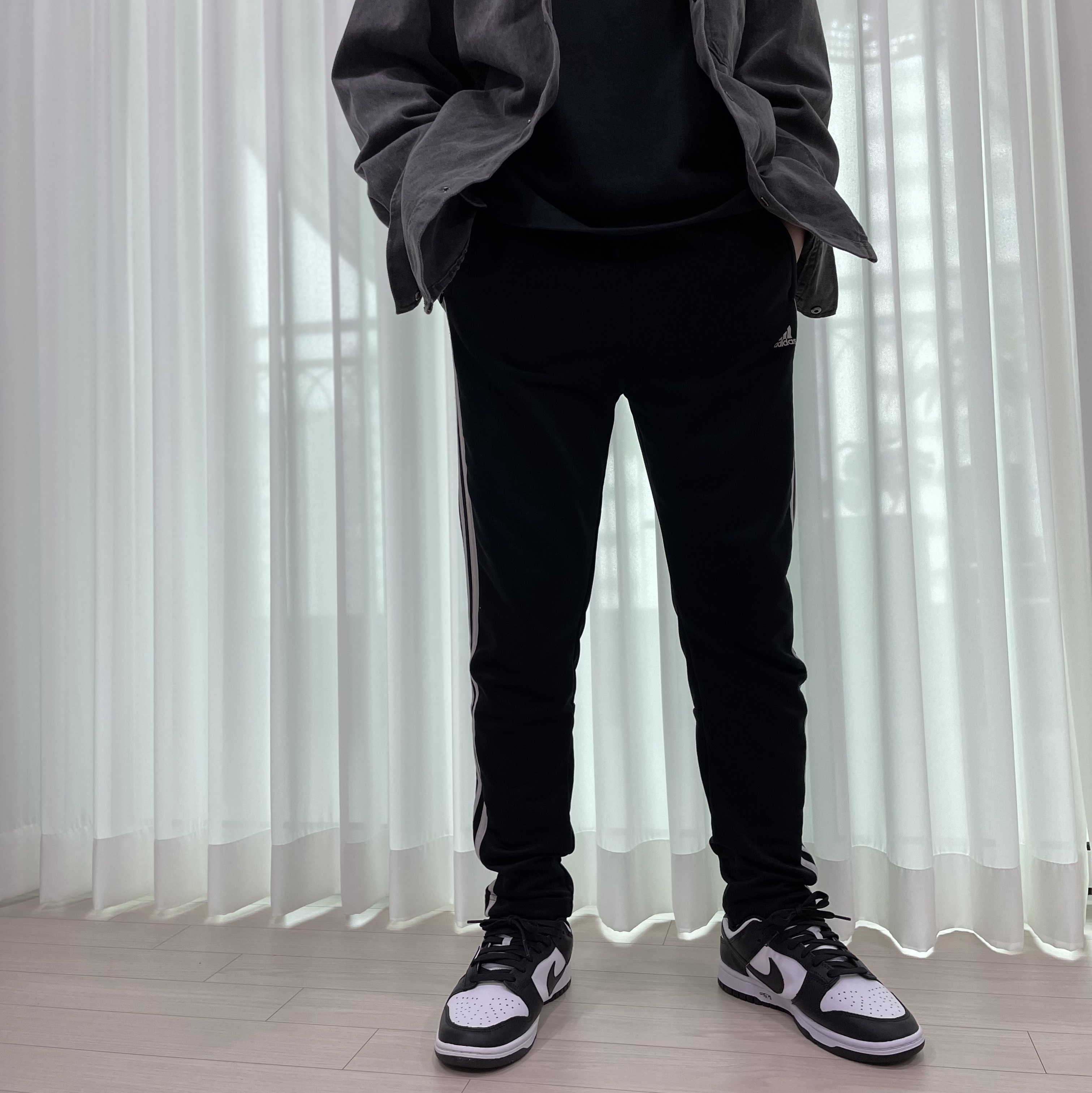 Nike Dunk Low Retro Black 착용 스타일 - 1