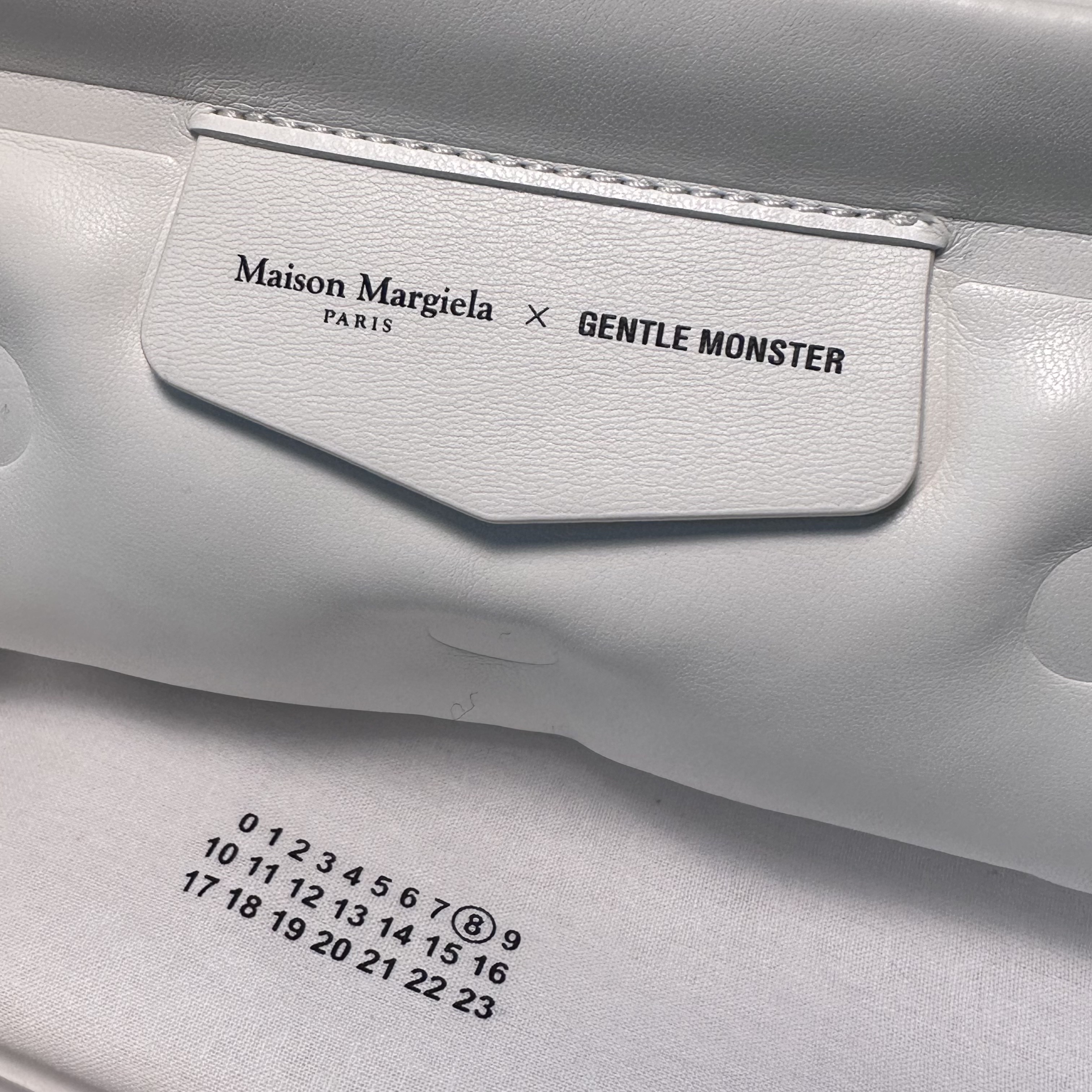 Gentle Monster x Maison Margiela MM010S Clear Black Gradient 착용 스타일 - 1
