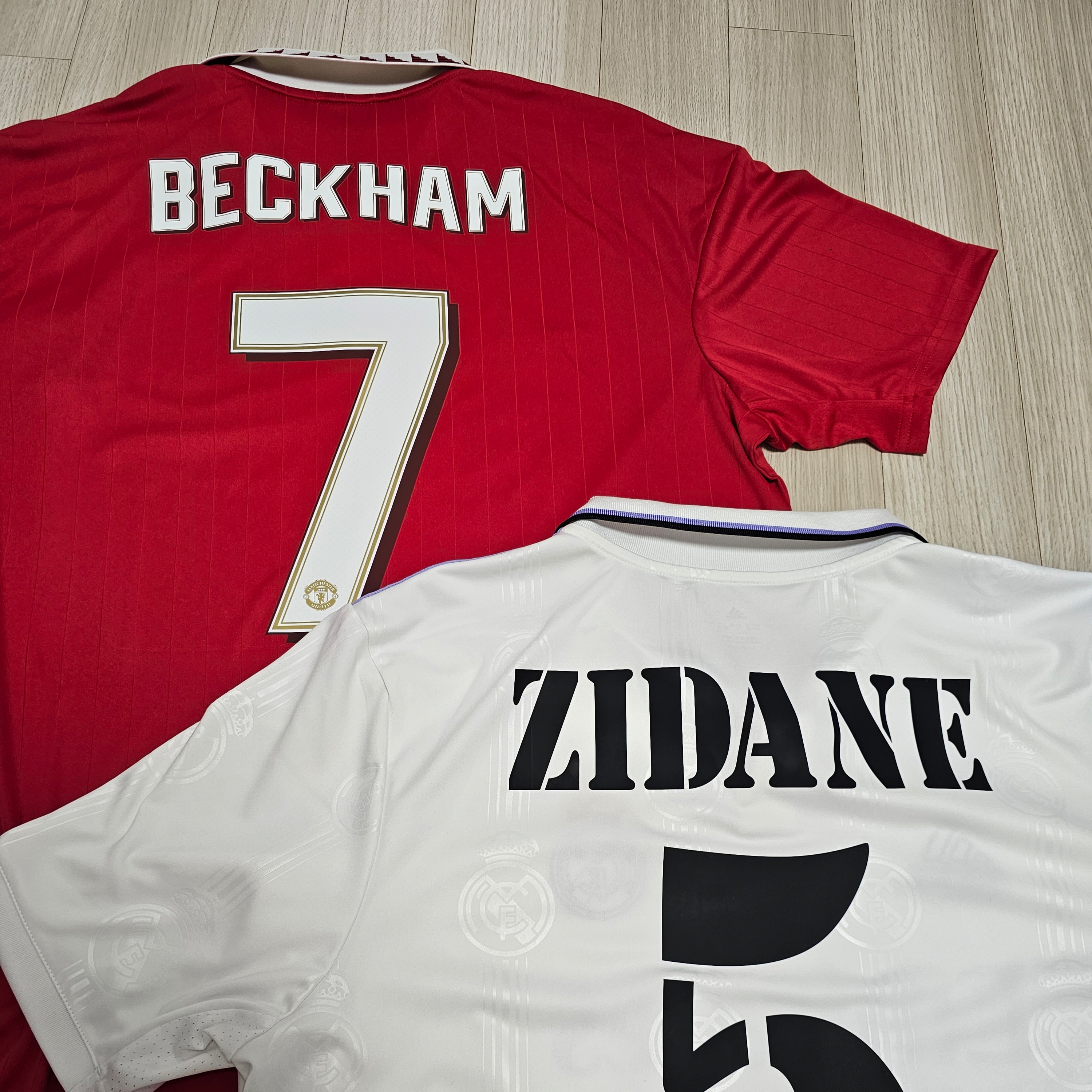 Adidas Manchester United 2022/23 Home Jersey Real Red - KR Sizing (Non Marking Ver.) 착용 스타일 - 2