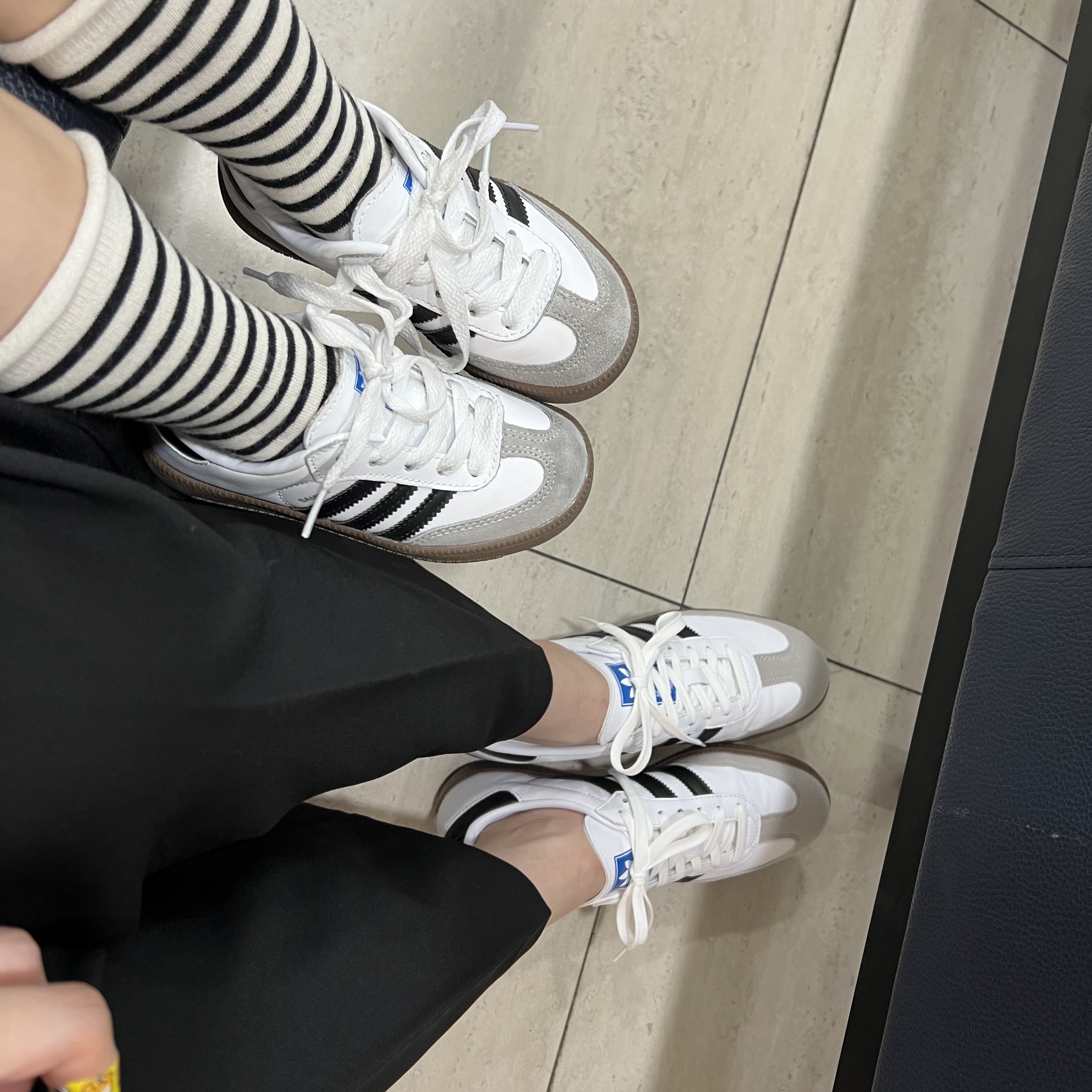 Adidas Samba Vegan White Black 착용 스타일