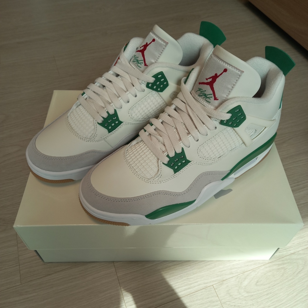 Jordan 4 x Nike SB Retro SP Pine Green 착용 스타일 - 2