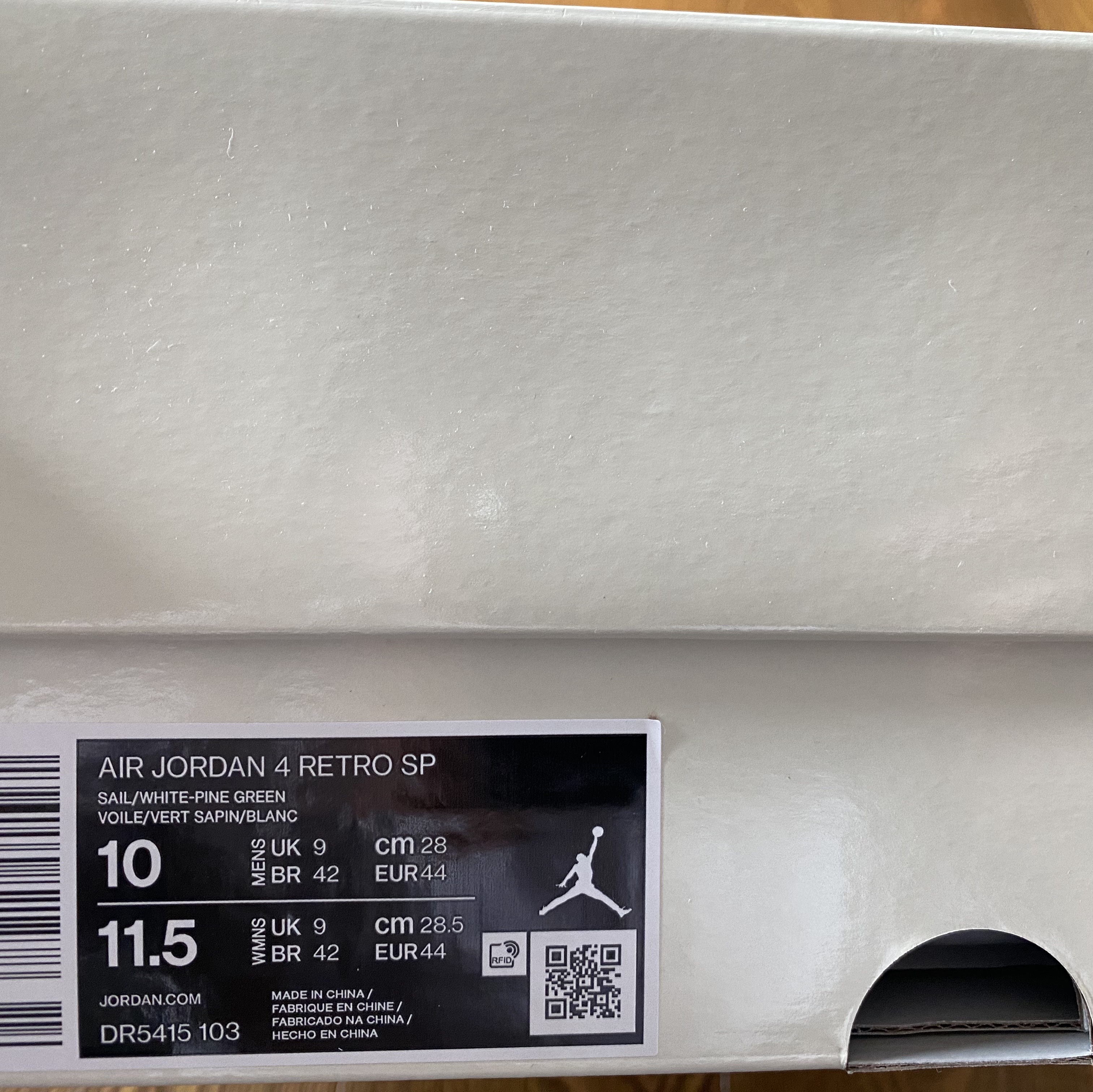 Jordan 4 x Nike SB Retro SP Pine Green 착용 스타일 - 2
