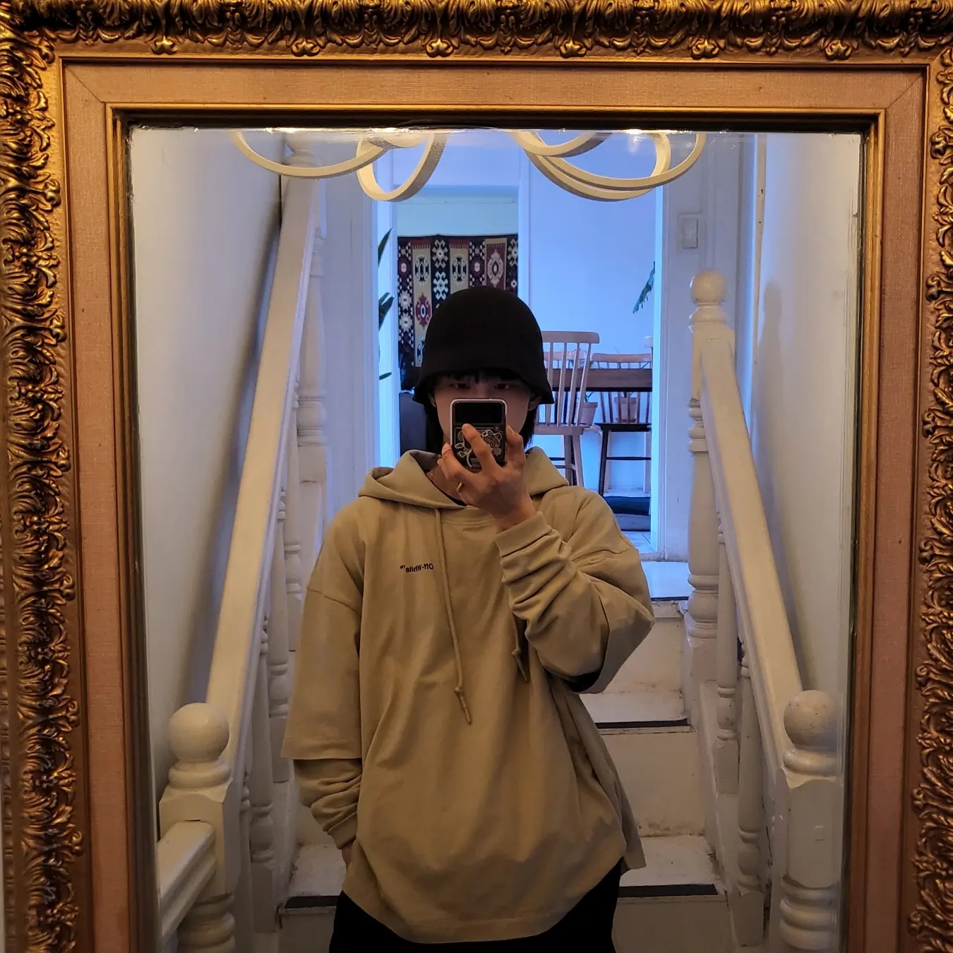 Jordan 1 Retro High OG Vachetta Tan, Off-White Double Caravaggio Arrow Hooded L/S T-Shirt Dark Sand 착용 스타일 - 1