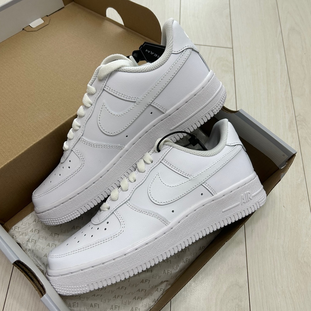 (W) Nike Air Force 1 '07 Low White 착용 스타일 - 3