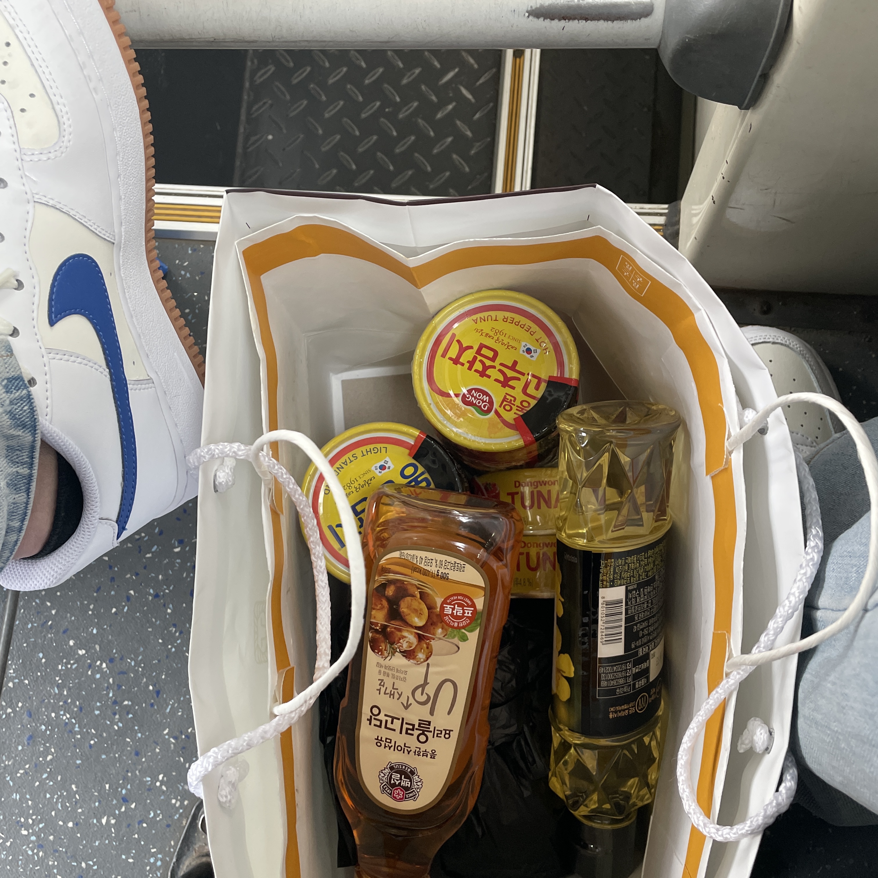 (GS) Nike Air Force 1 White Game Royal 착용 스타일
