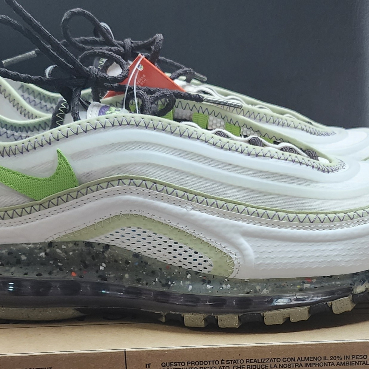 Nike Air Max Terrascape 97 Phantom and Vivid Green 착용 스타일 - 2