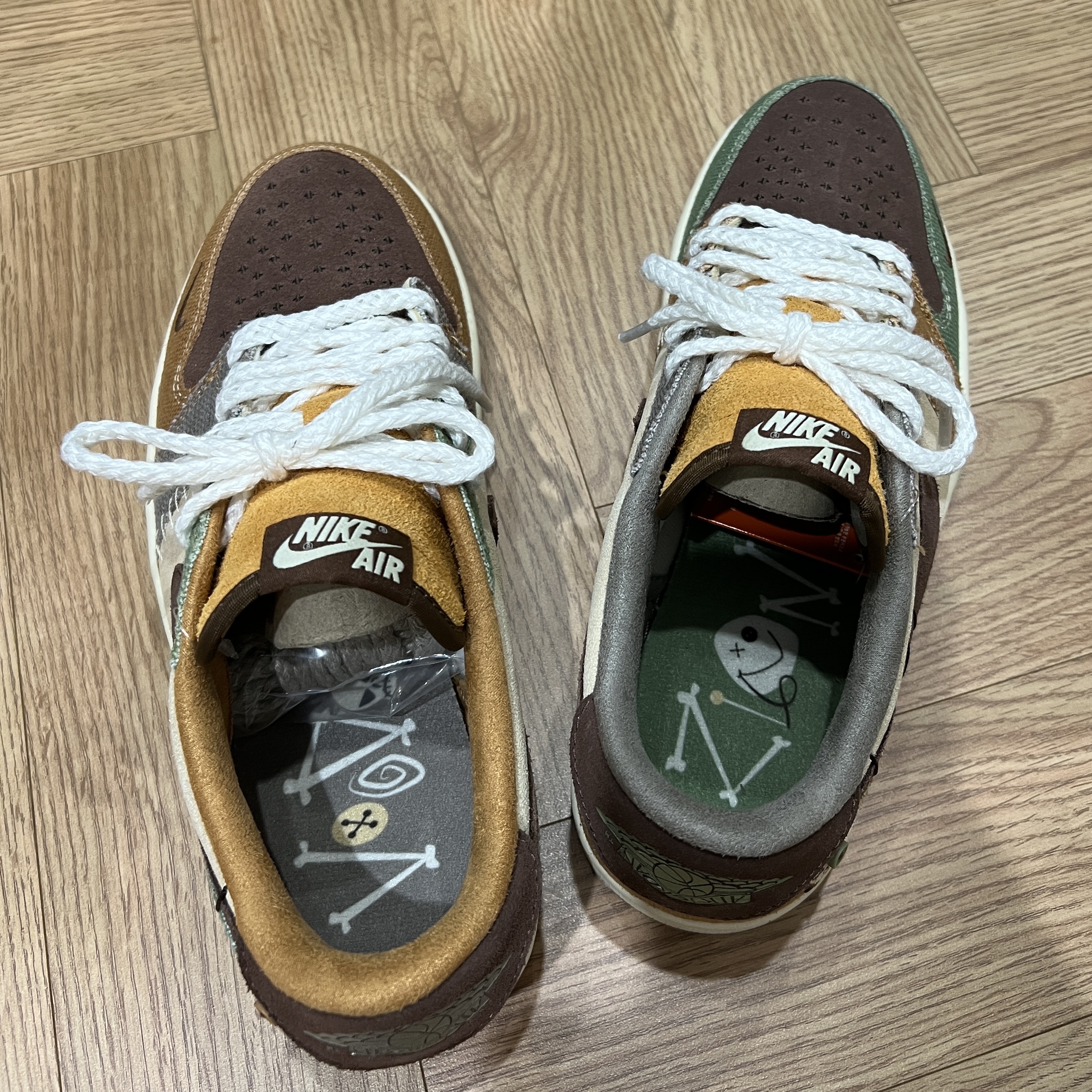 Jordan 1 x Zion Williamson Retro Low OG Flax and Oil Green 착용 스타일 - 2
