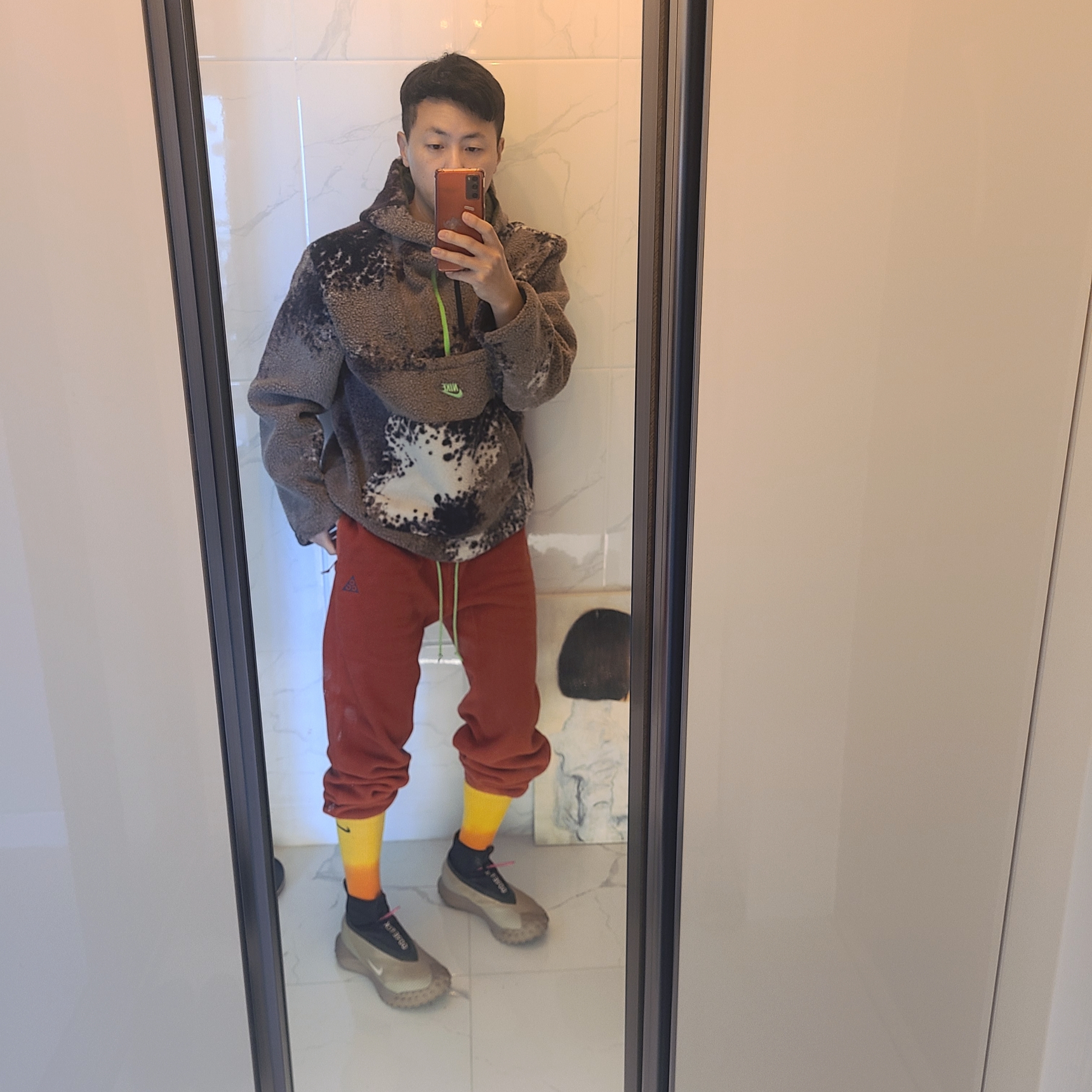 Nike ACG Mountain Fly Gore-Tex Khaki, Nike ACG Polartec Wolf Tree Pants Cinnabar - Asia 착용 스타일