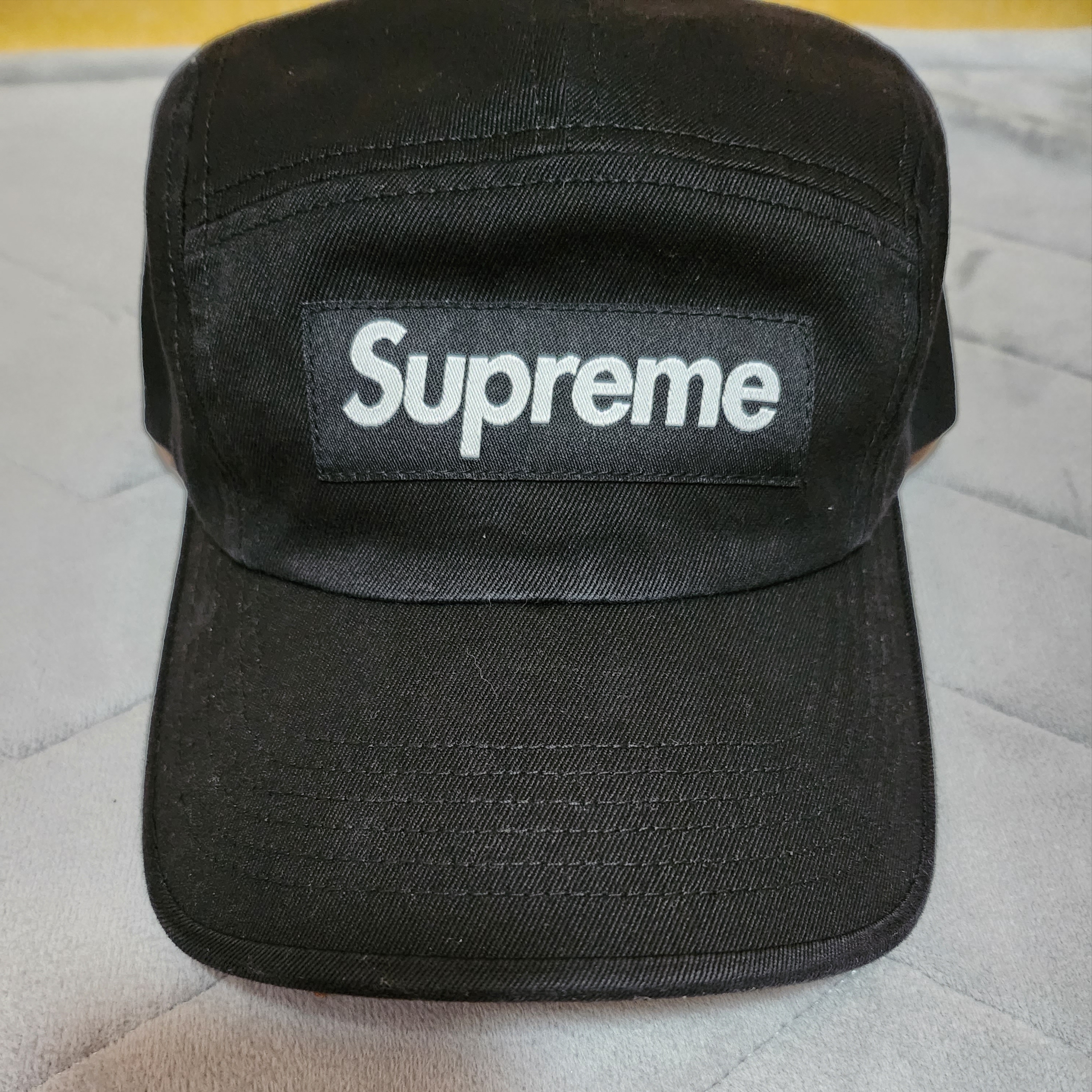 Supreme Washed Chino Twill Camp Cap Black 착용 스타일