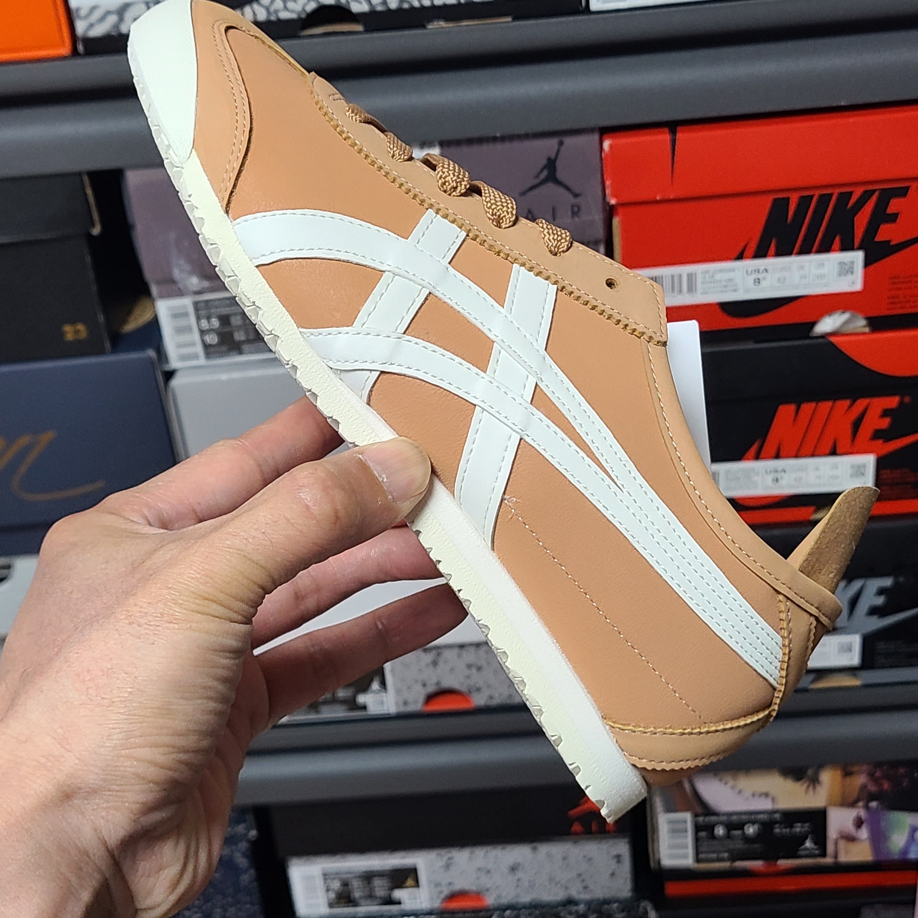 Onitsuka Tiger Mexico 66 Sand Red Cream 착용 스타일 - 3