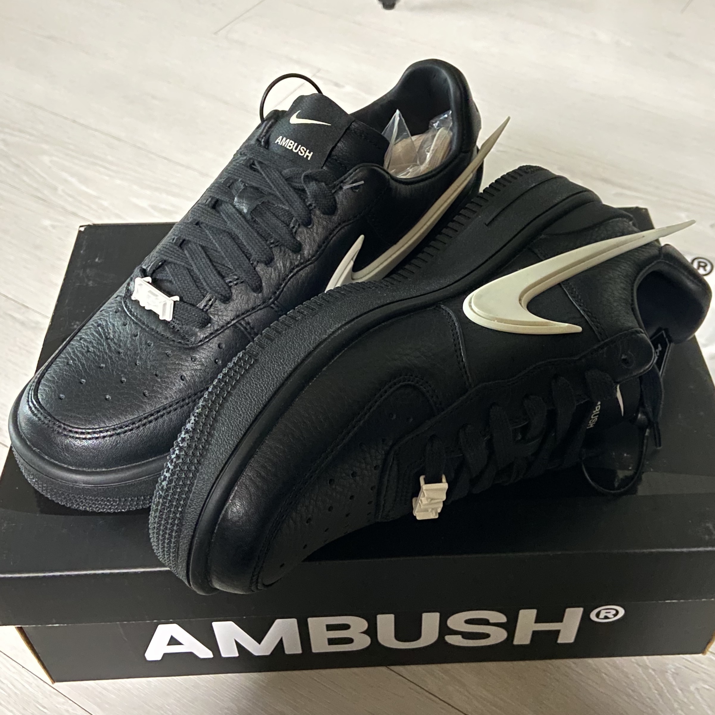 Nike x Ambush Air Force 1 Low SP Black 착용 스타일 - 2