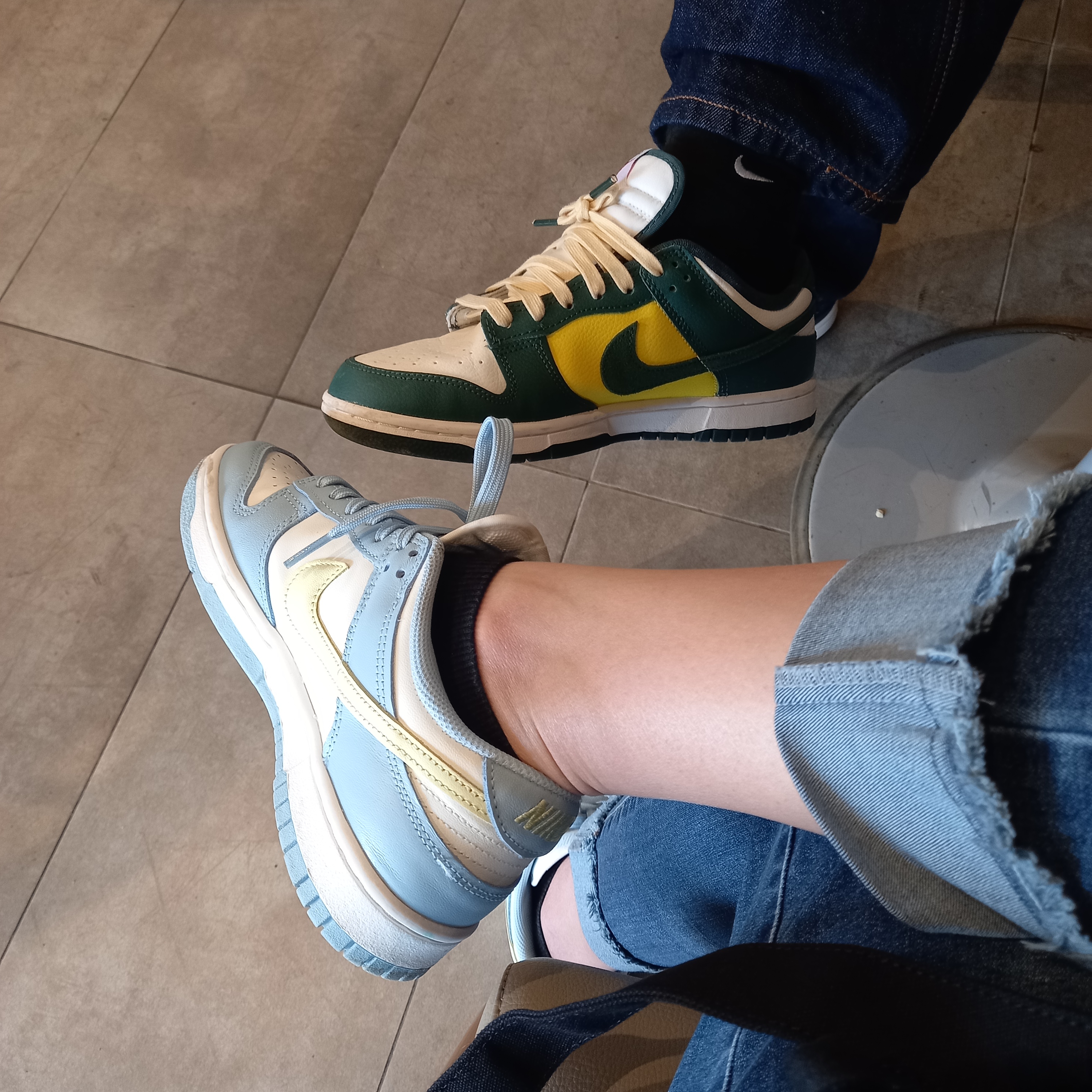 (W) Nike Dunk Low SE Opti Noble Green 착용 스타일 - 2