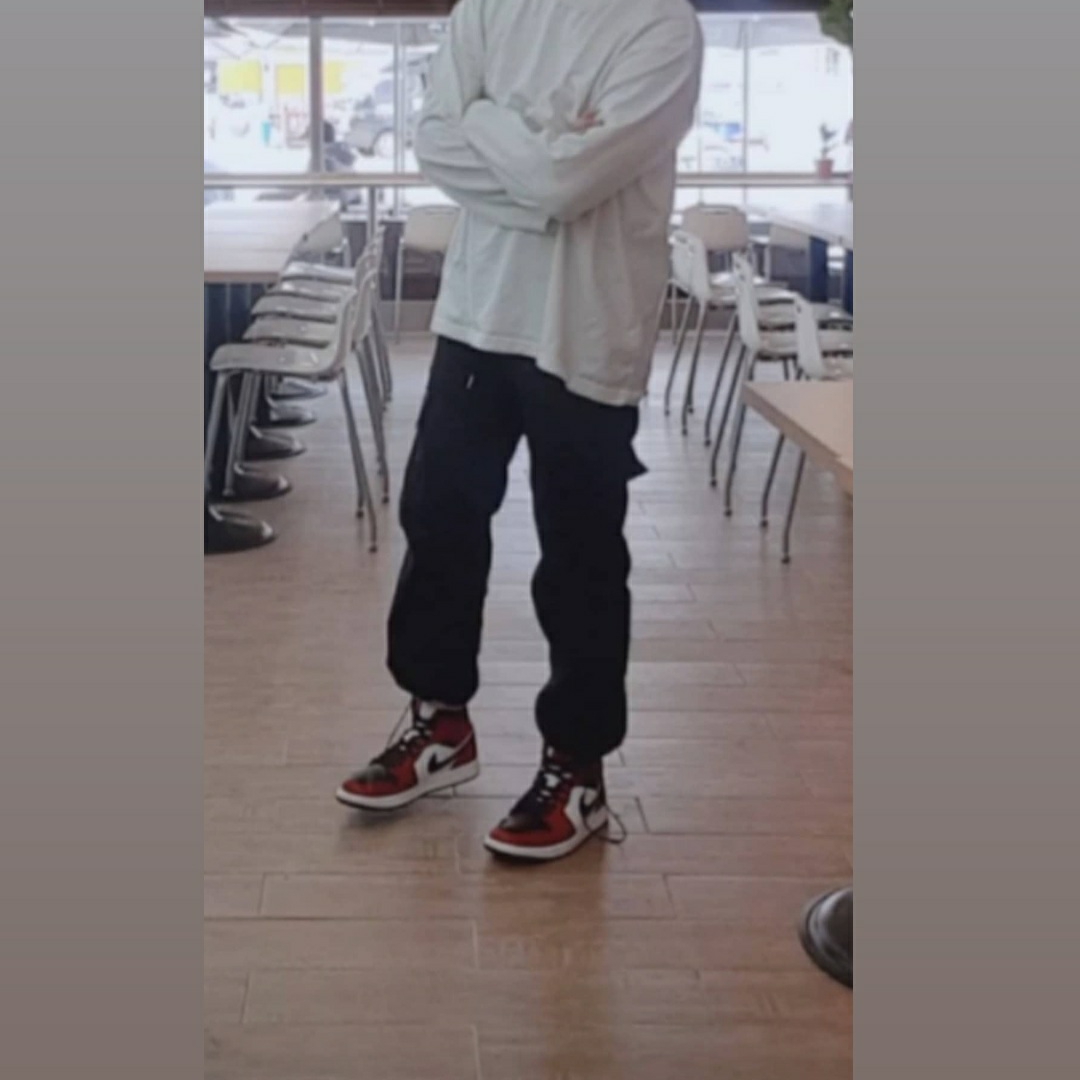 Jordan 1 Mid Chicago Black Toe, Jordan 1 Mid Chicago 2020 착용 스타일