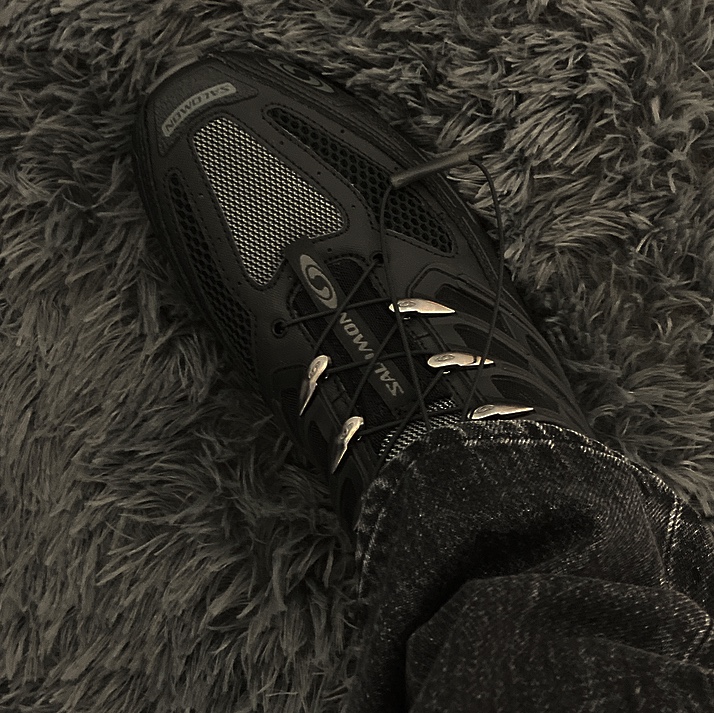 Salomon ACS Pro Black 착용 스타일