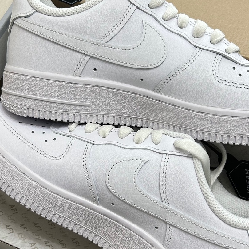 (W) Nike Air Force 1 '07 Low White 착용 스타일 - 2