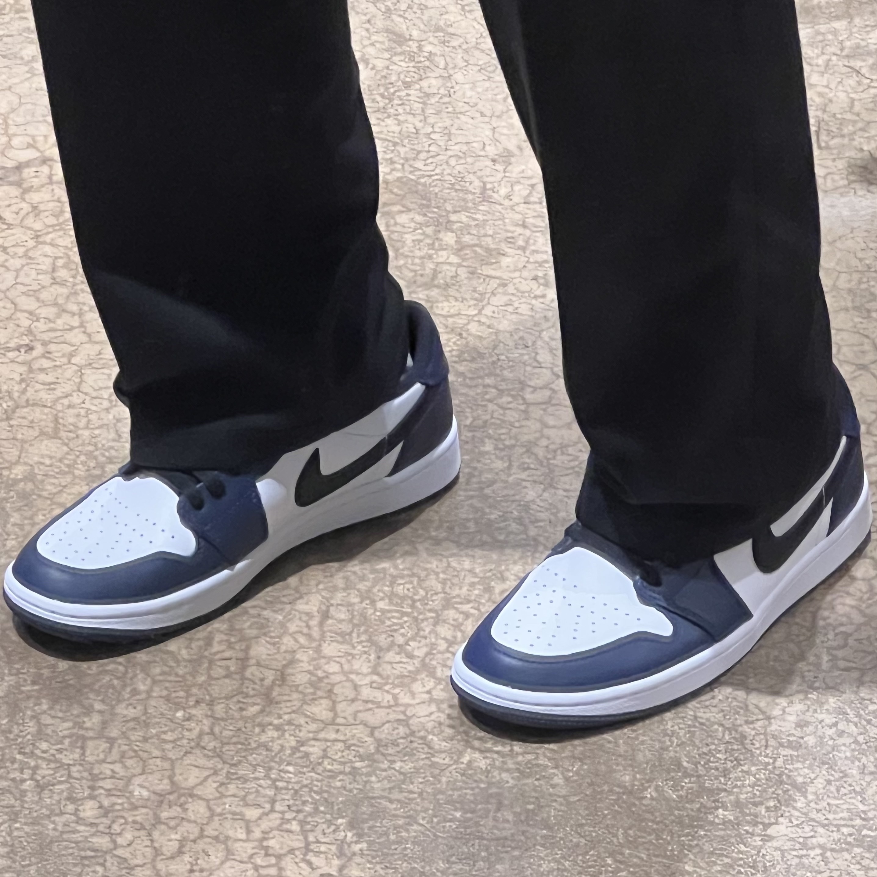 Jordan 1 Low Golf Midnight Navy 착용 스타일