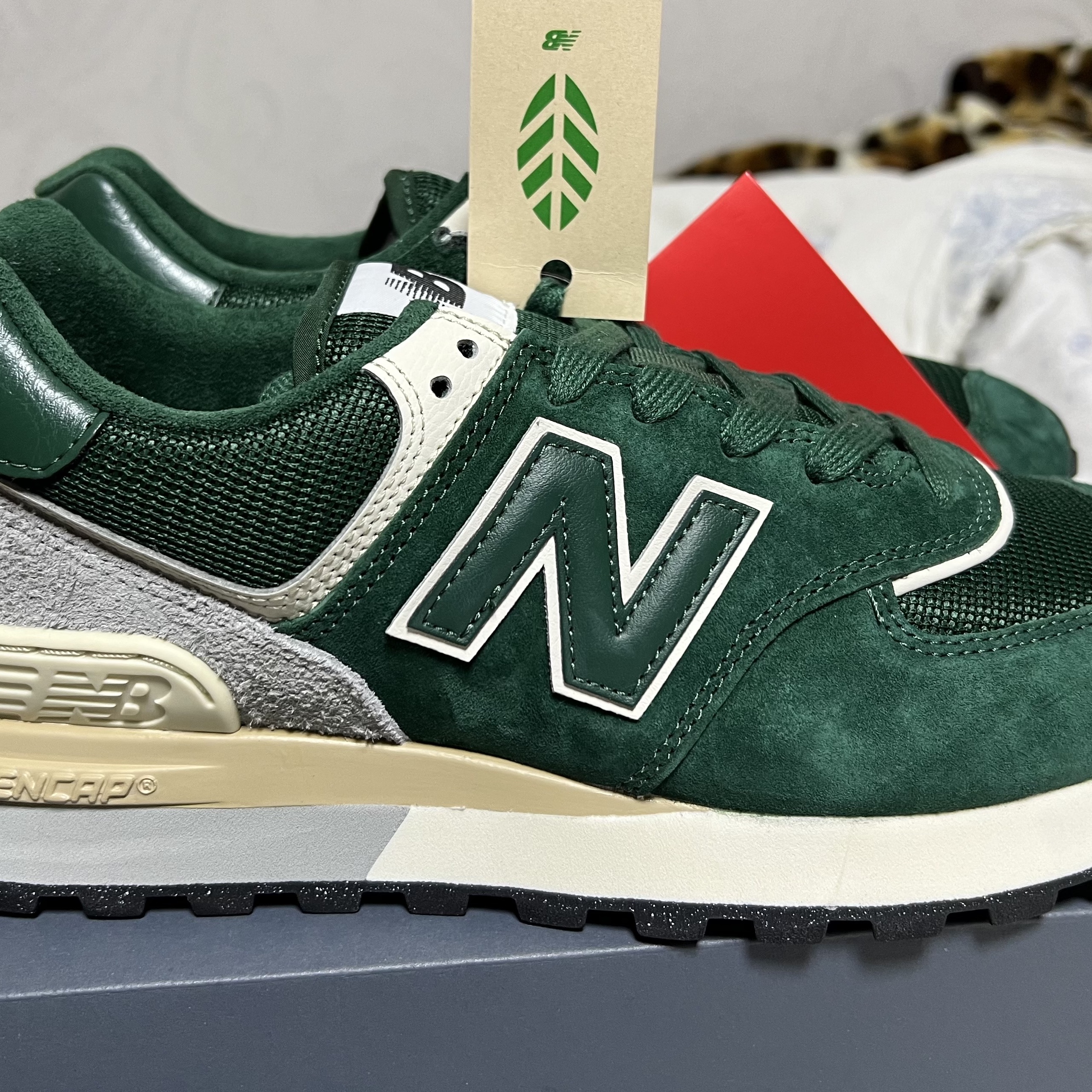 New Balance 574 Legacy Green 착용 스타일 - 2
