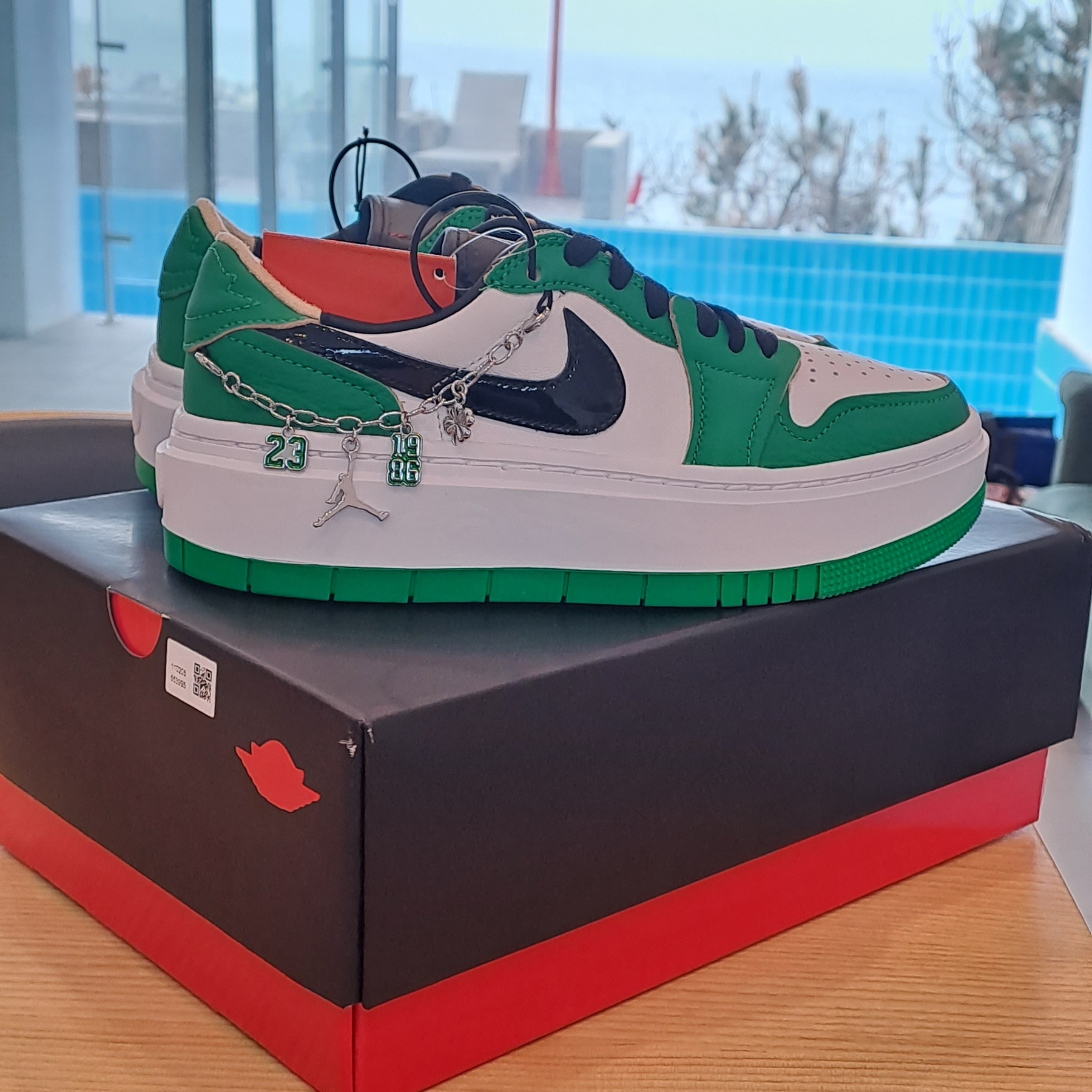 (W) Jordan 1 Elevate Low SE Lucky Green 착용 스타일